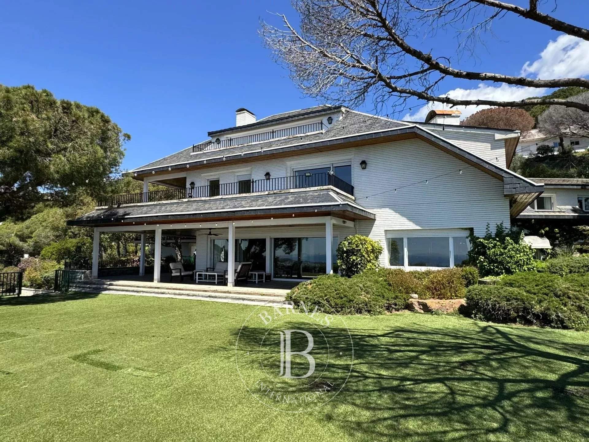 Cabrils  - Casa 10 Cuartos 10 Habitaciones - picture 8