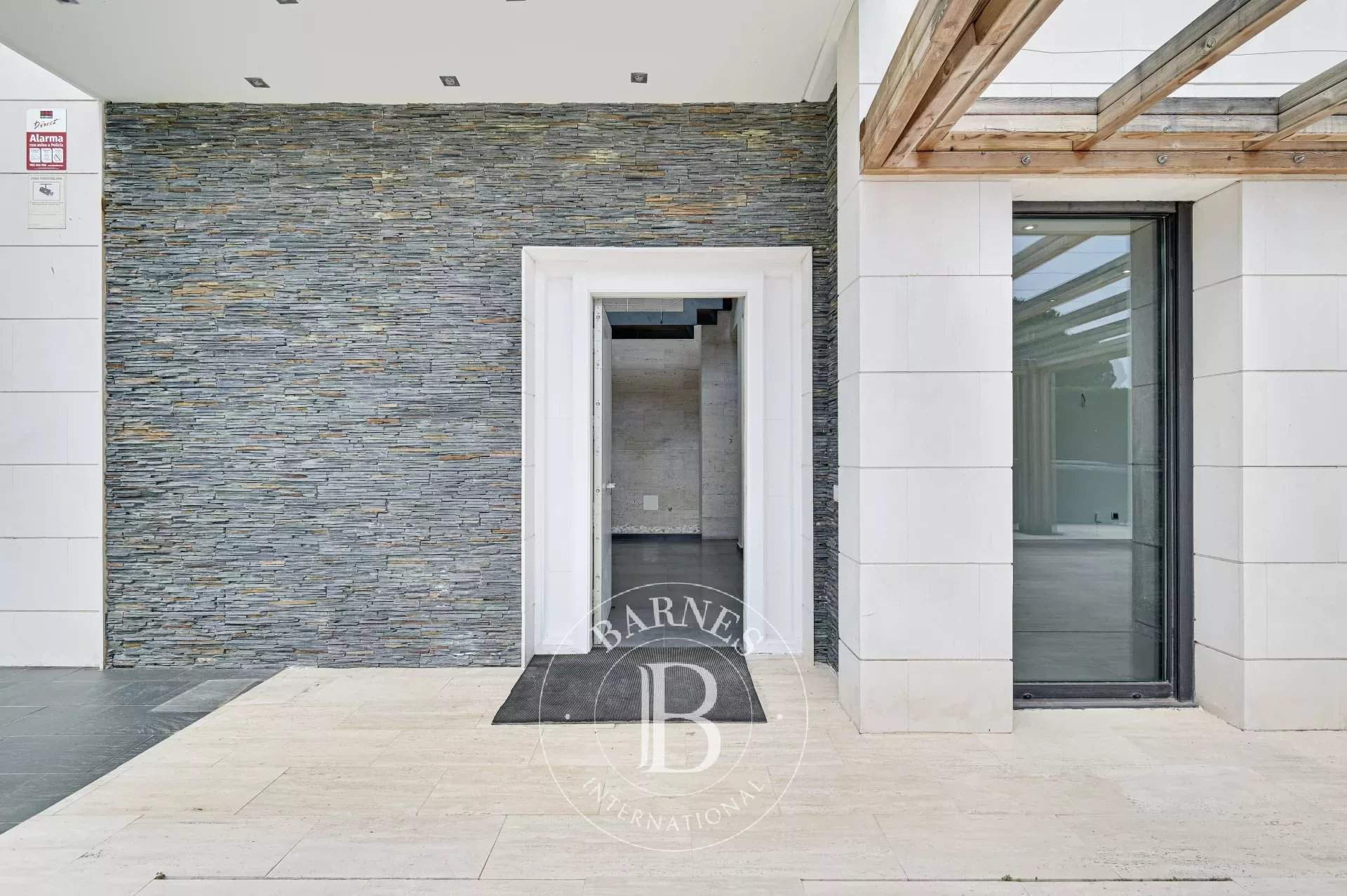 Sant Andreu de Llavaneres  - House 5 Bedrooms - picture 8