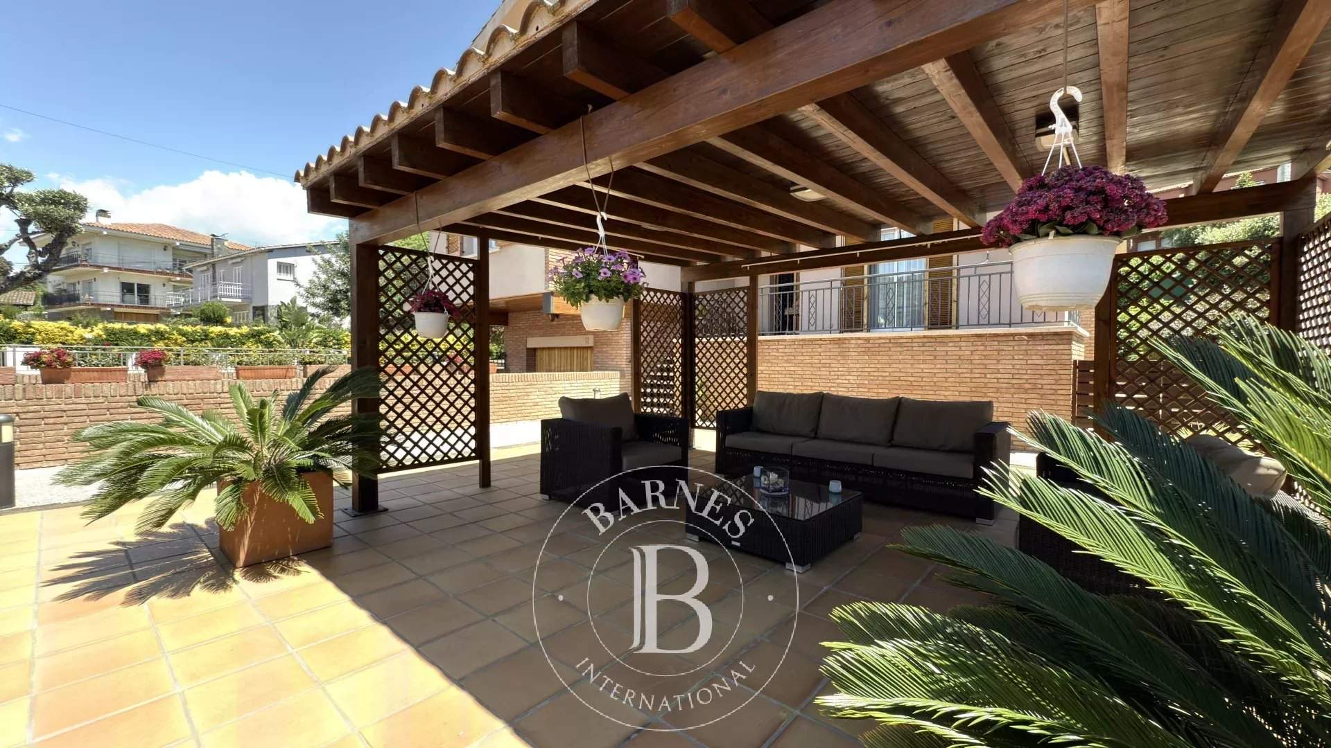 Arenys de Munt  - Casa 4 Cuartos 4 Habitaciones - picture 7