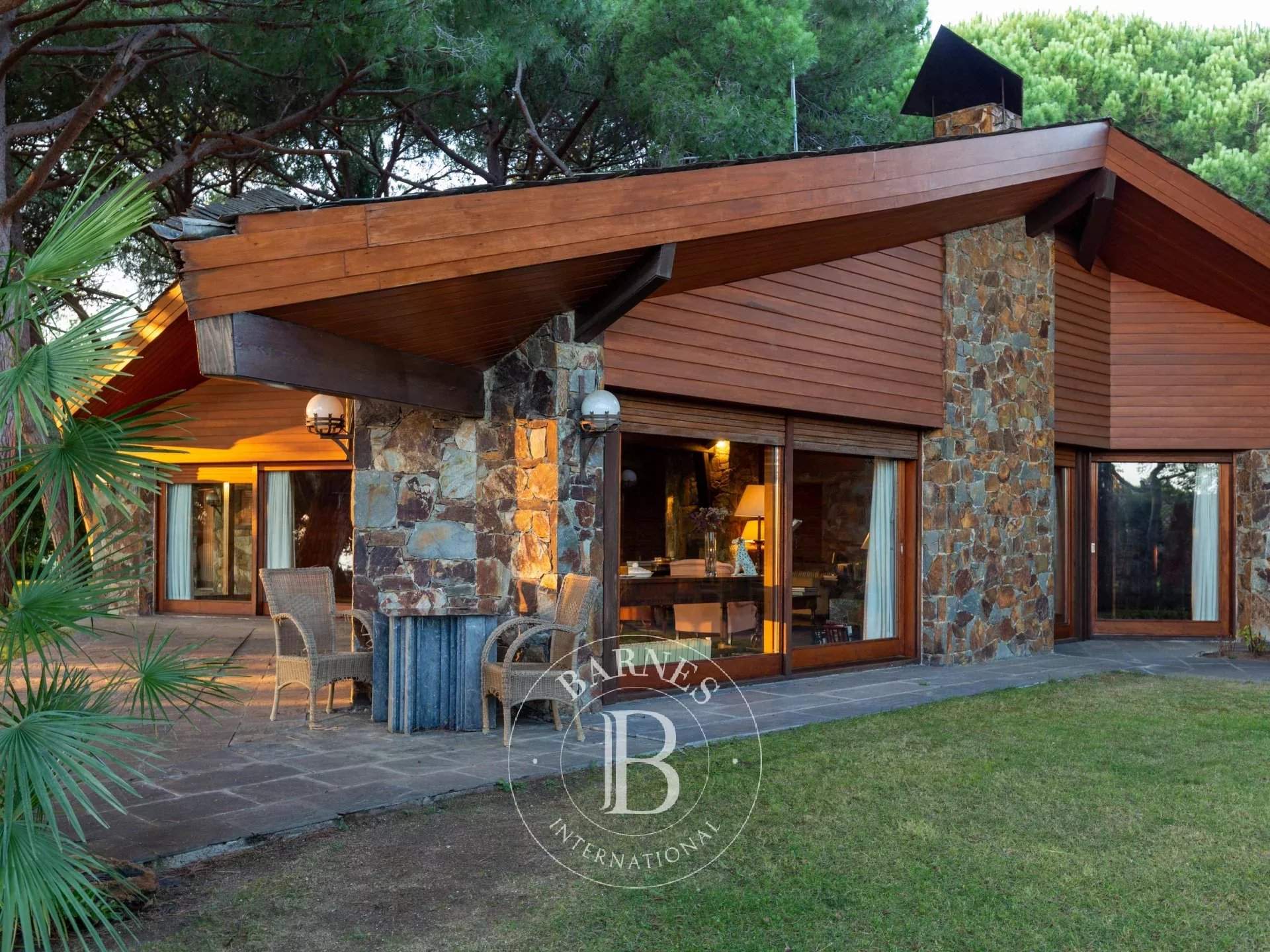 Sant Andreu de Llavaneres  - Maison 8 Pi&egrave;ces 7 Chambres - picture 8