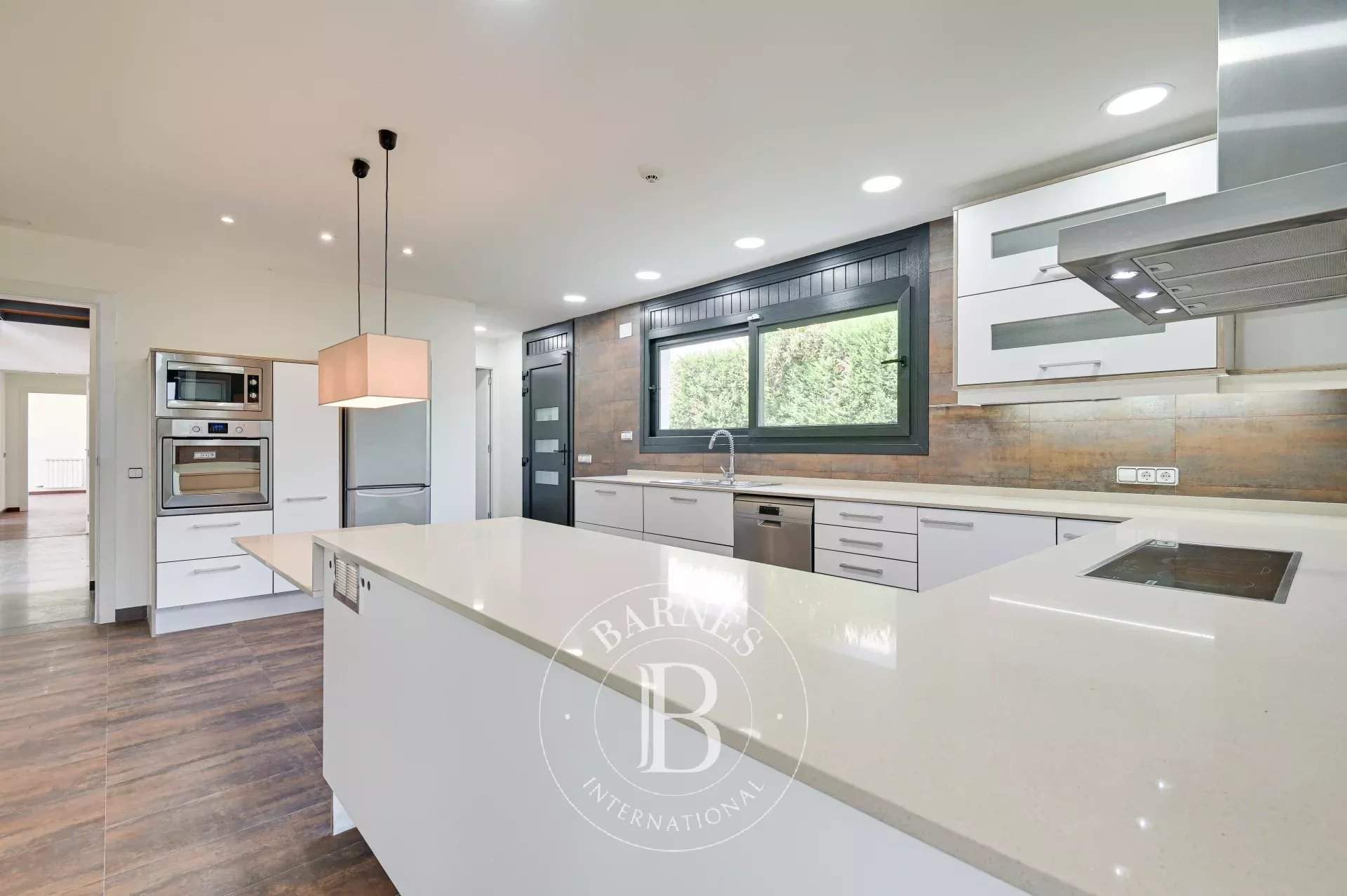 Sant Andreu de Llavaneres  - House 5 Bedrooms - picture 19