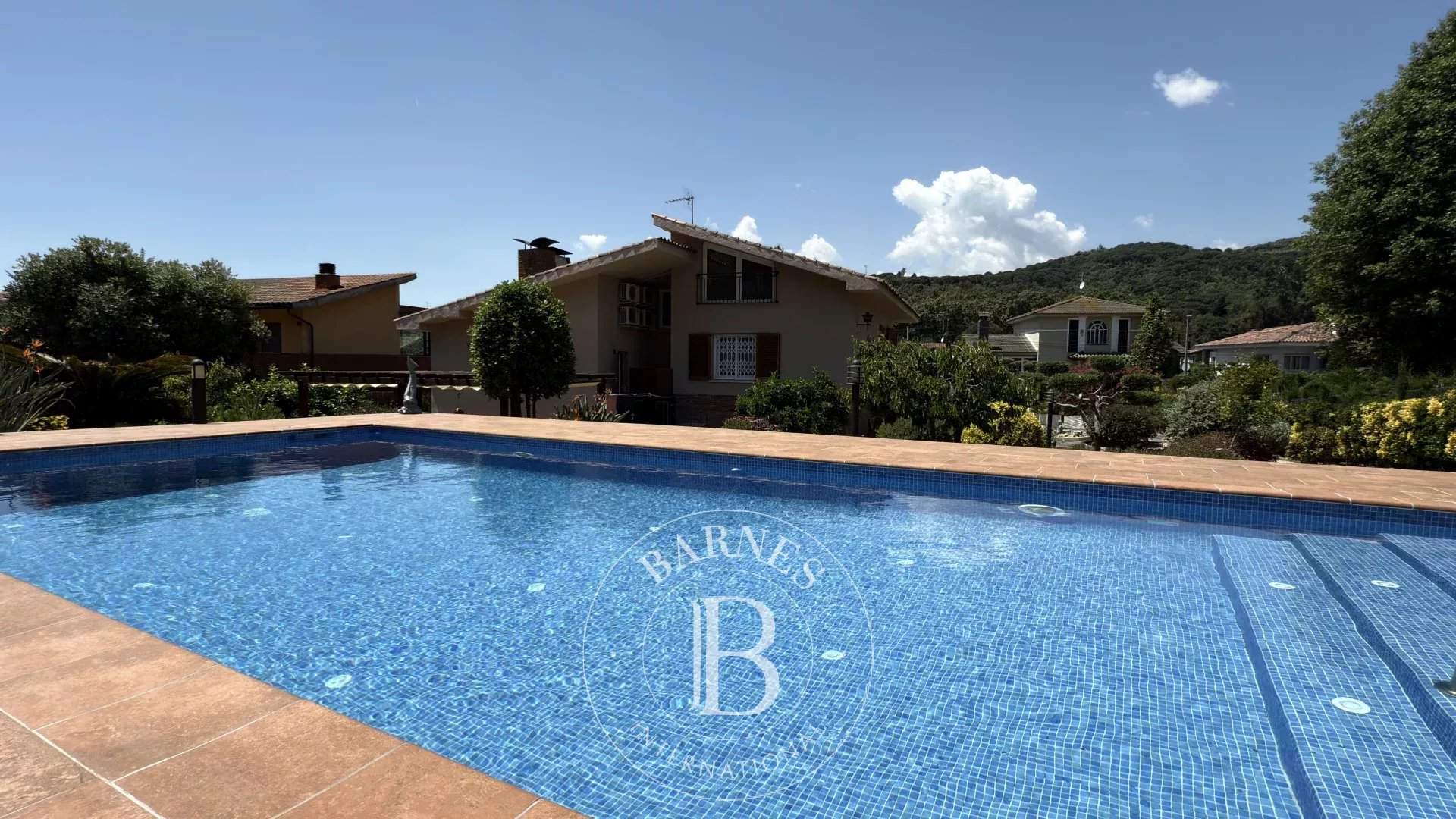 Arenys de Munt  - Casa 4 Cuartos 4 Habitaciones - picture 13