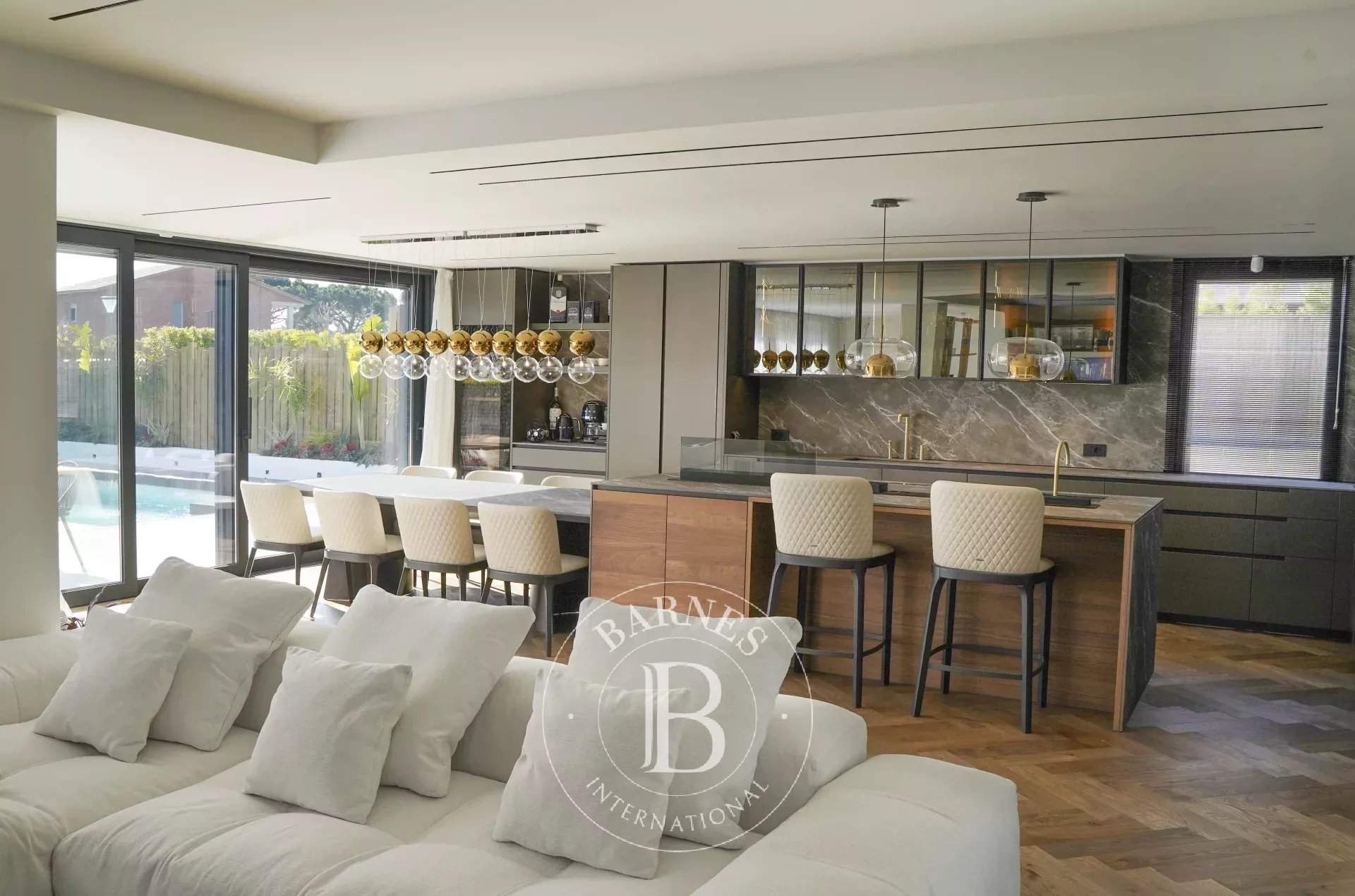 Sant Andreu de Llavaneres  - House 5 Bedrooms - picture 4