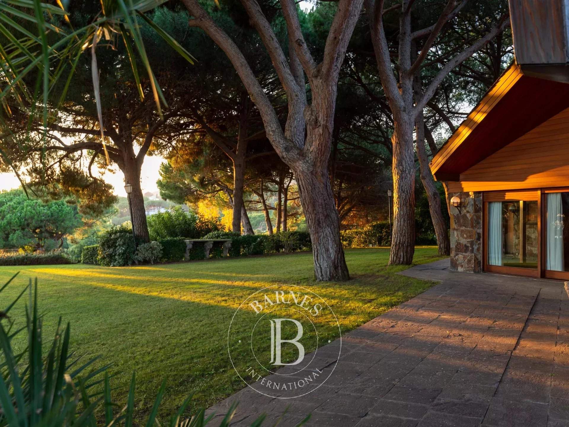 Sant Andreu de Llavaneres  - Maison 8 Pi&egrave;ces 7 Chambres - picture 9