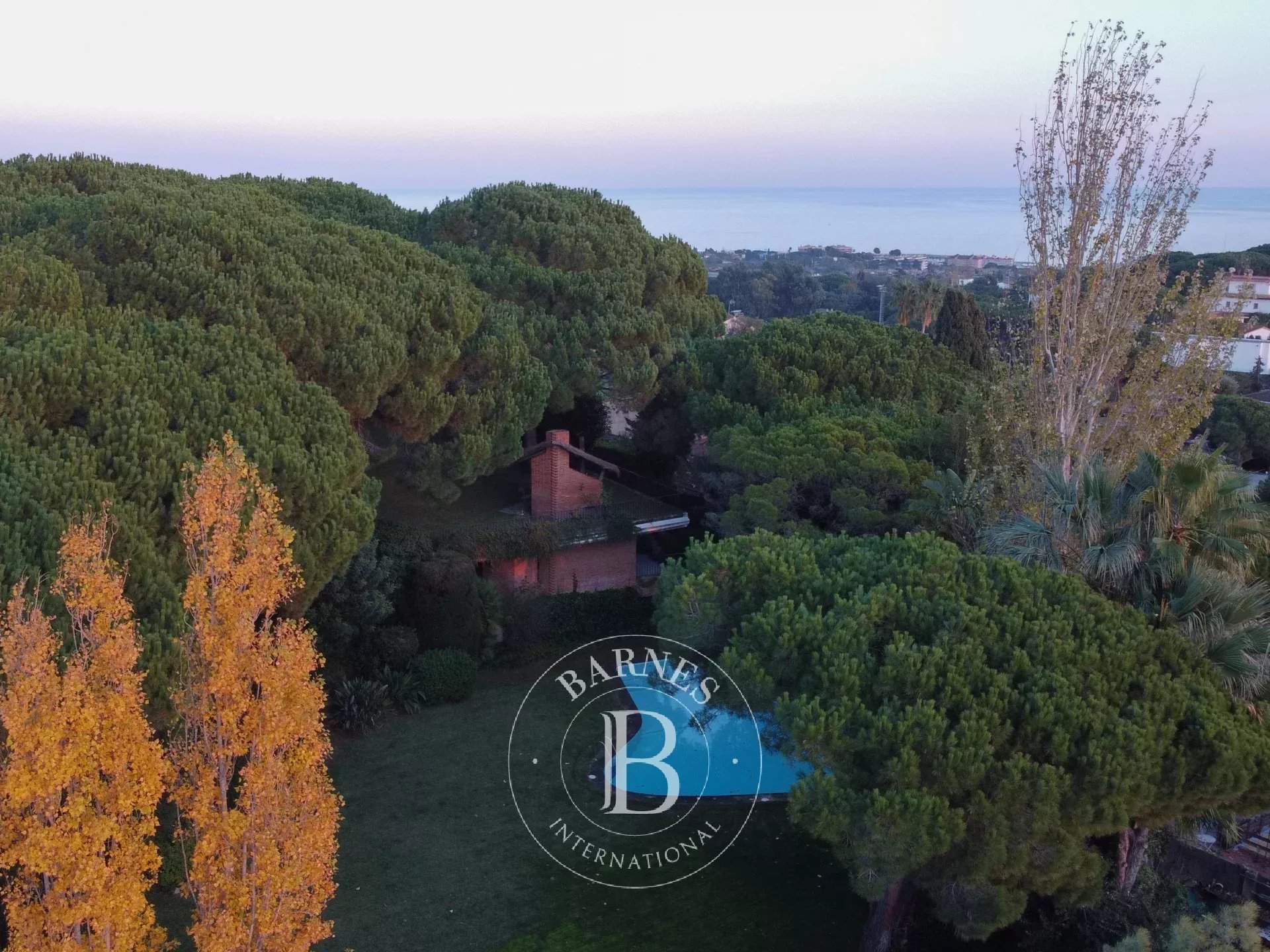 Sant Andreu de Llavaneres  - Maison 8 Pi&egrave;ces 7 Chambres - picture 12