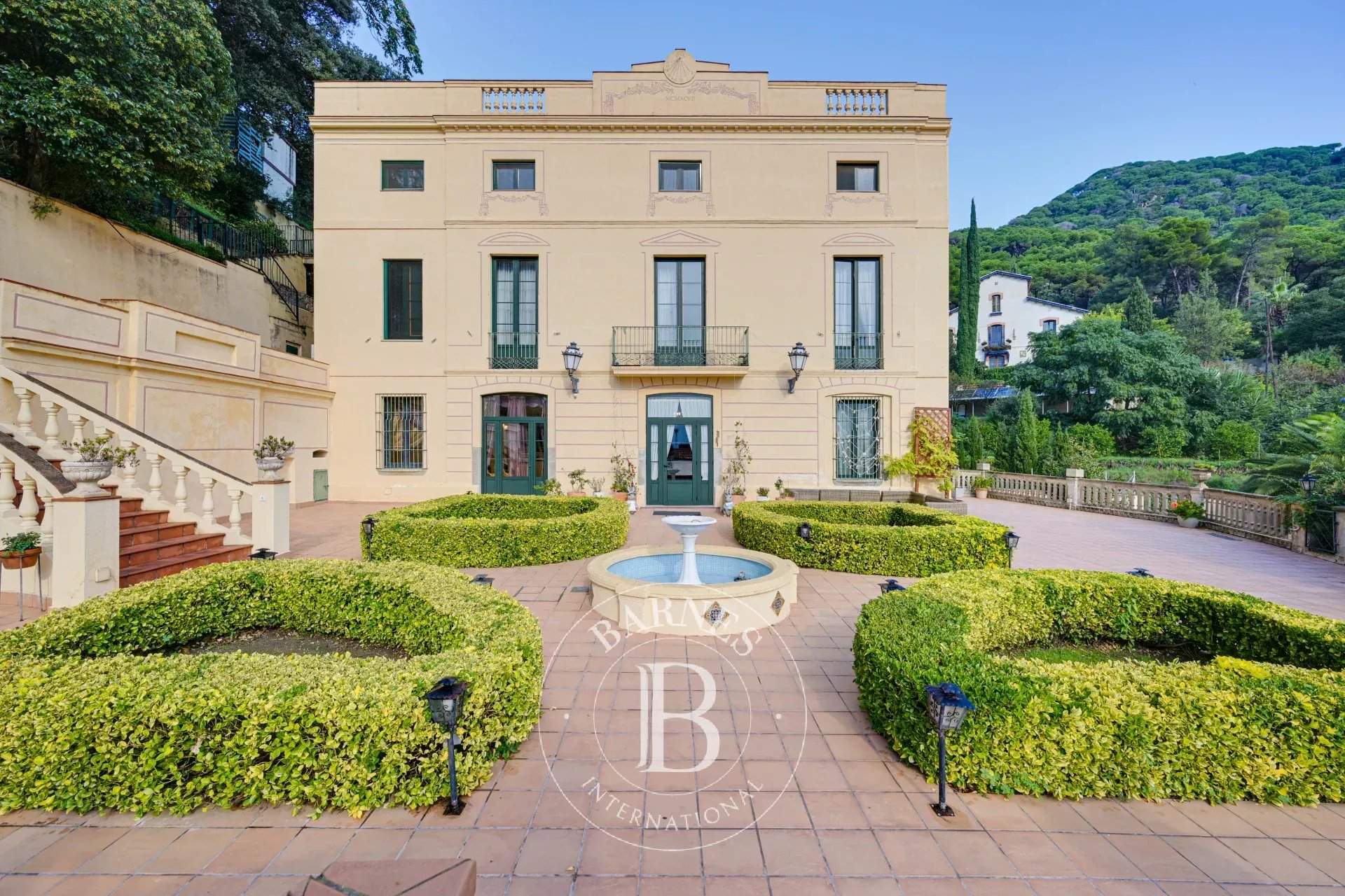 Premia de Dalt  - House 11 Bedrooms - picture 1