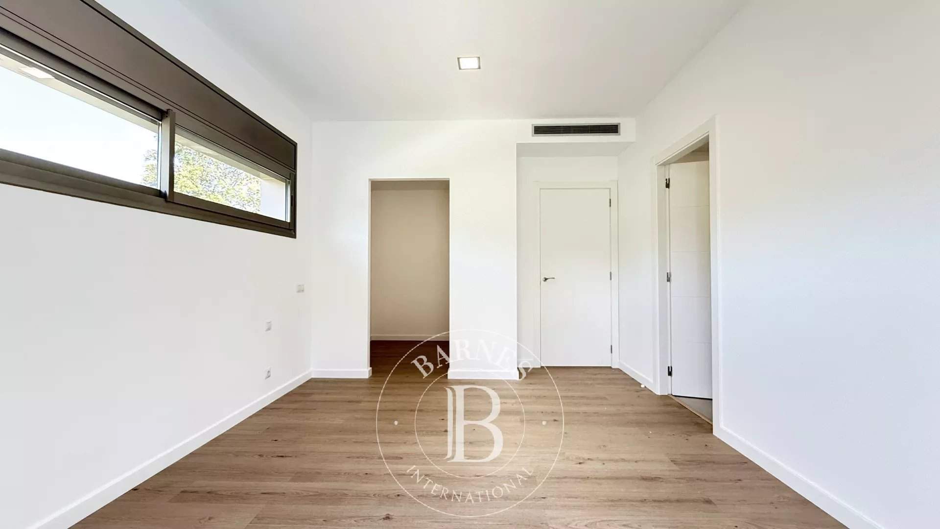 Alella  - House 4 Bedrooms - picture 12