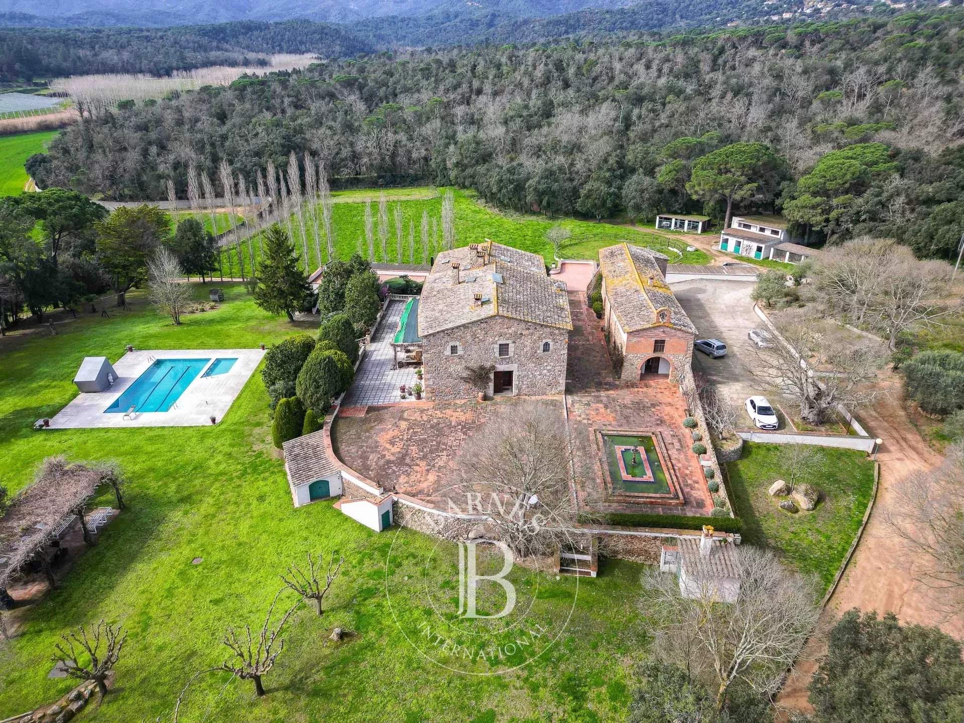 Tordera  - Finca 9 Cuartos 9 Habitaciones - picture 7