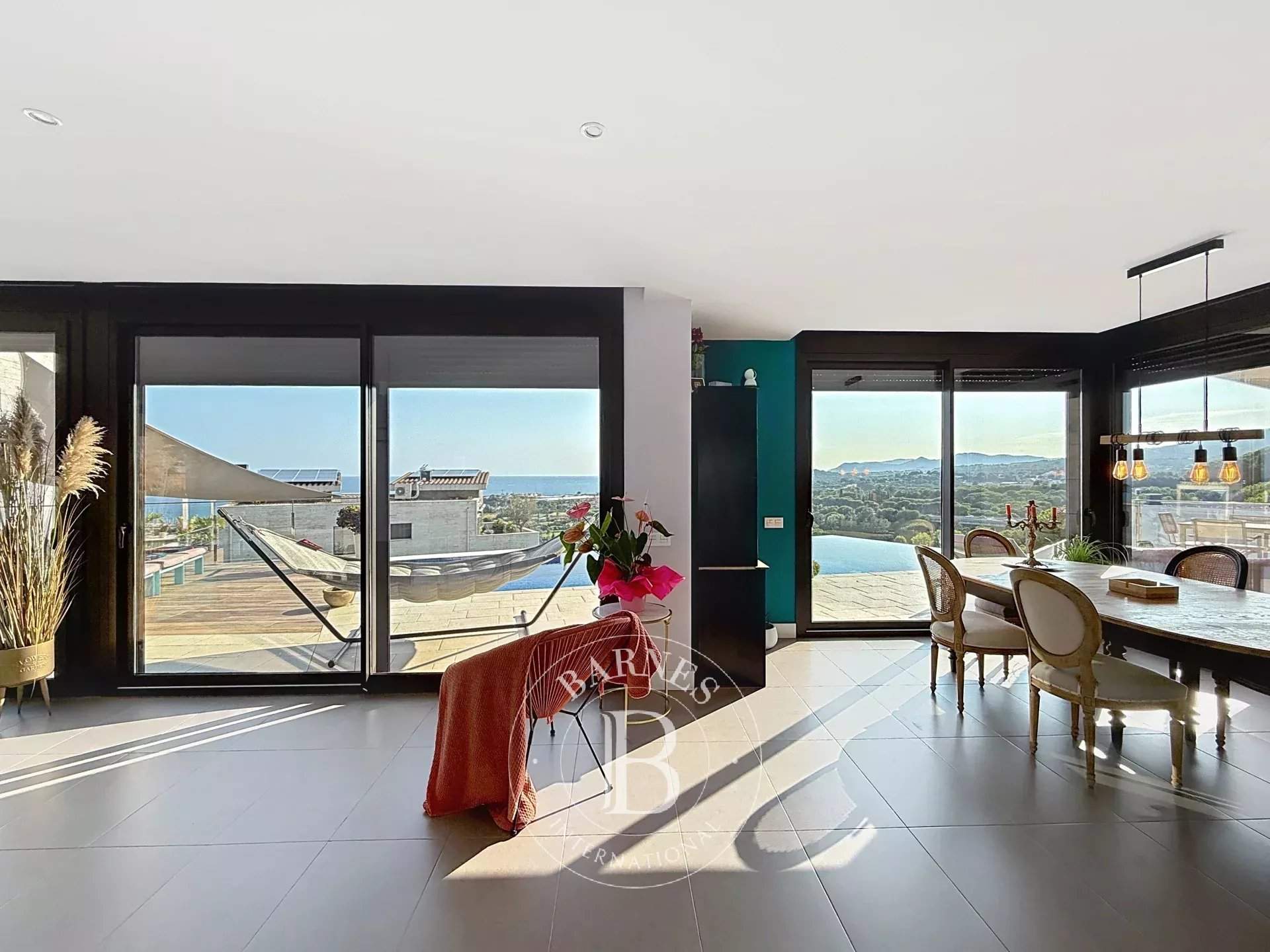 Sant Vicenç de Montalt  - Casa 5 Cuartos 5 Habitaciones - picture 16