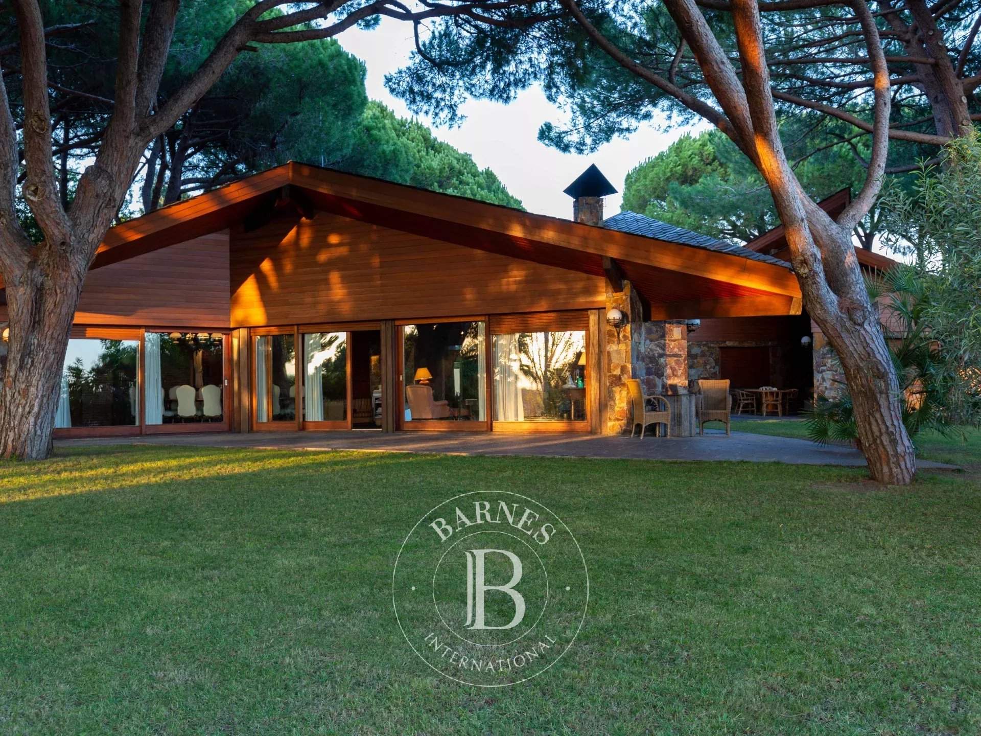 Sant Andreu de Llavaneres  - Maison 8 Pi&egrave;ces 7 Chambres - picture 5