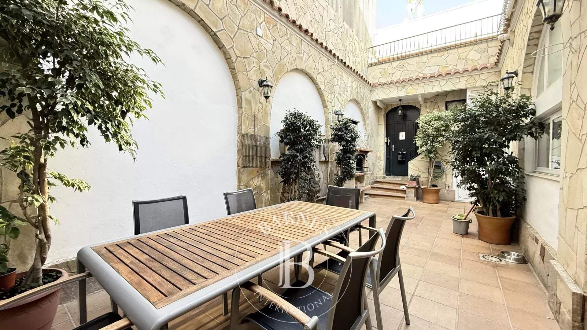 El Masnou  - Casa 6 Cuartos 6 Habitaciones - picture 15