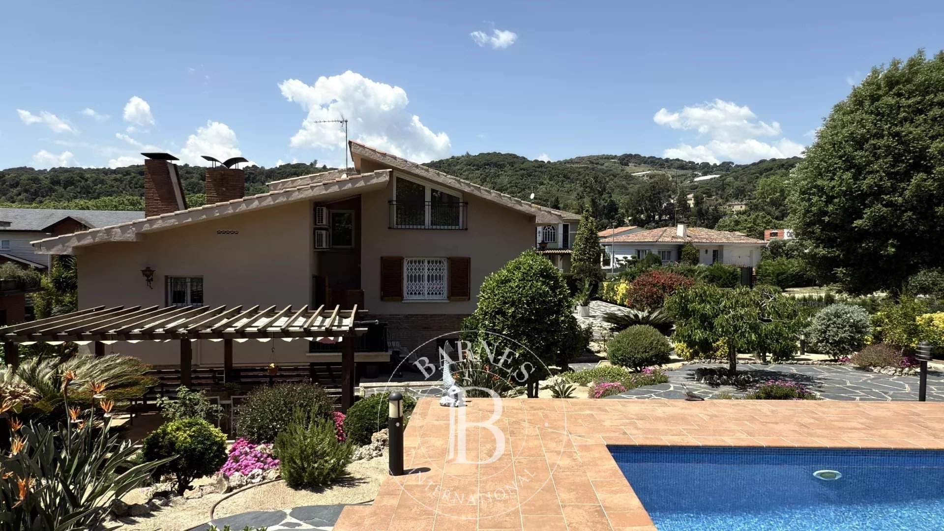 Arenys de Munt  - Casa 4 Cuartos 4 Habitaciones - picture 14