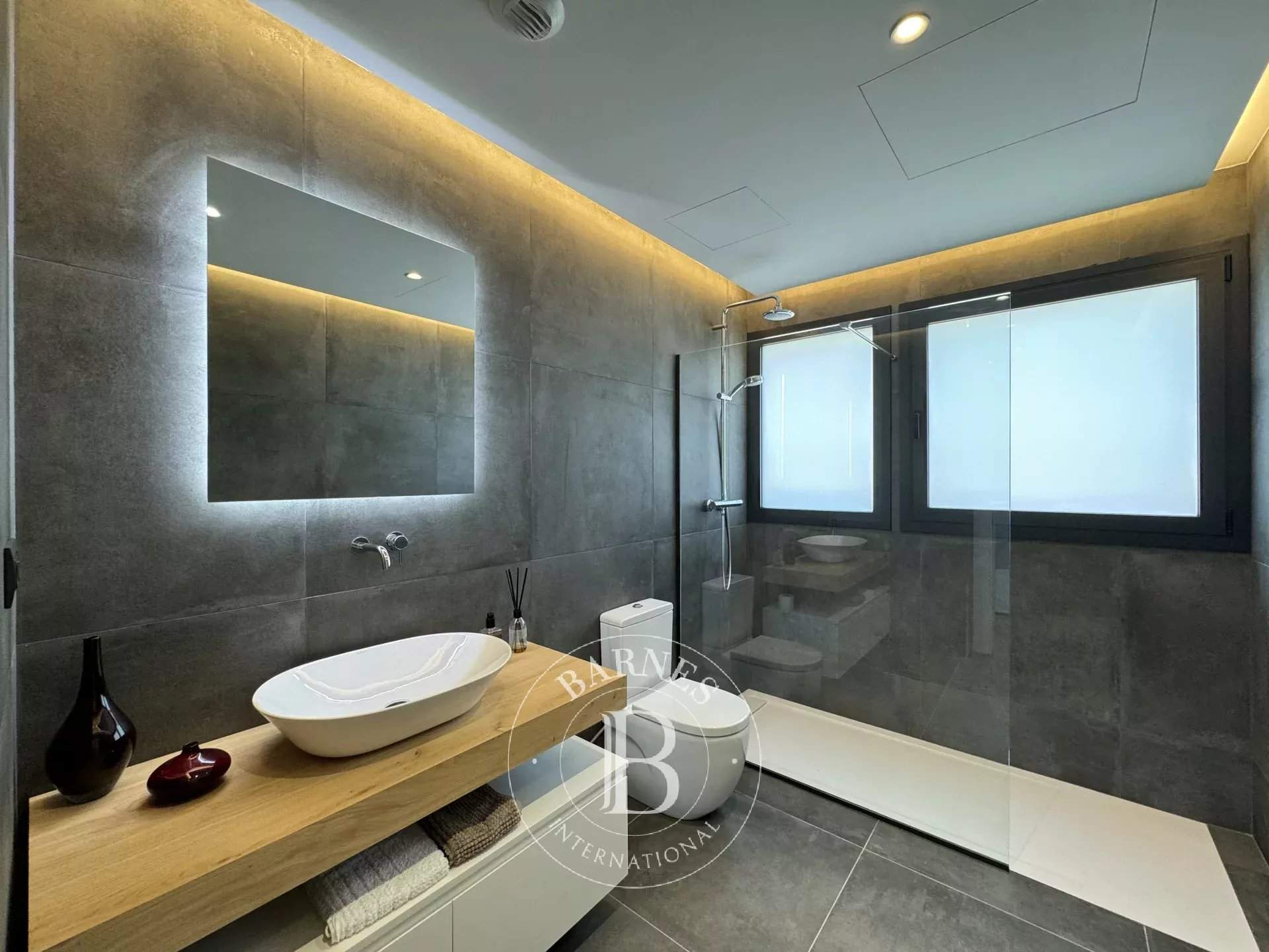 Mataró  - Casa 5 Cuartos 5 Habitaciones - picture 11