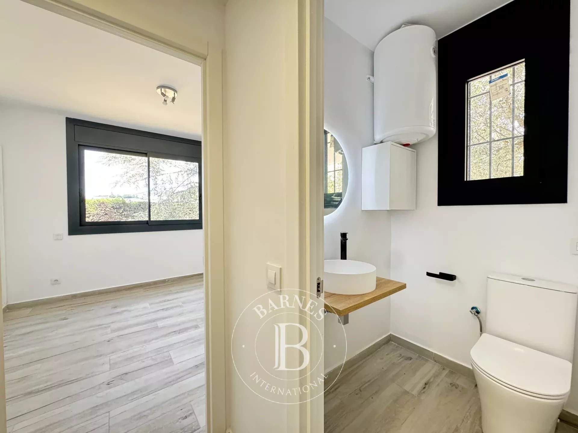 Mataró  - Casa 6 Cuartos 6 Habitaciones - picture 16