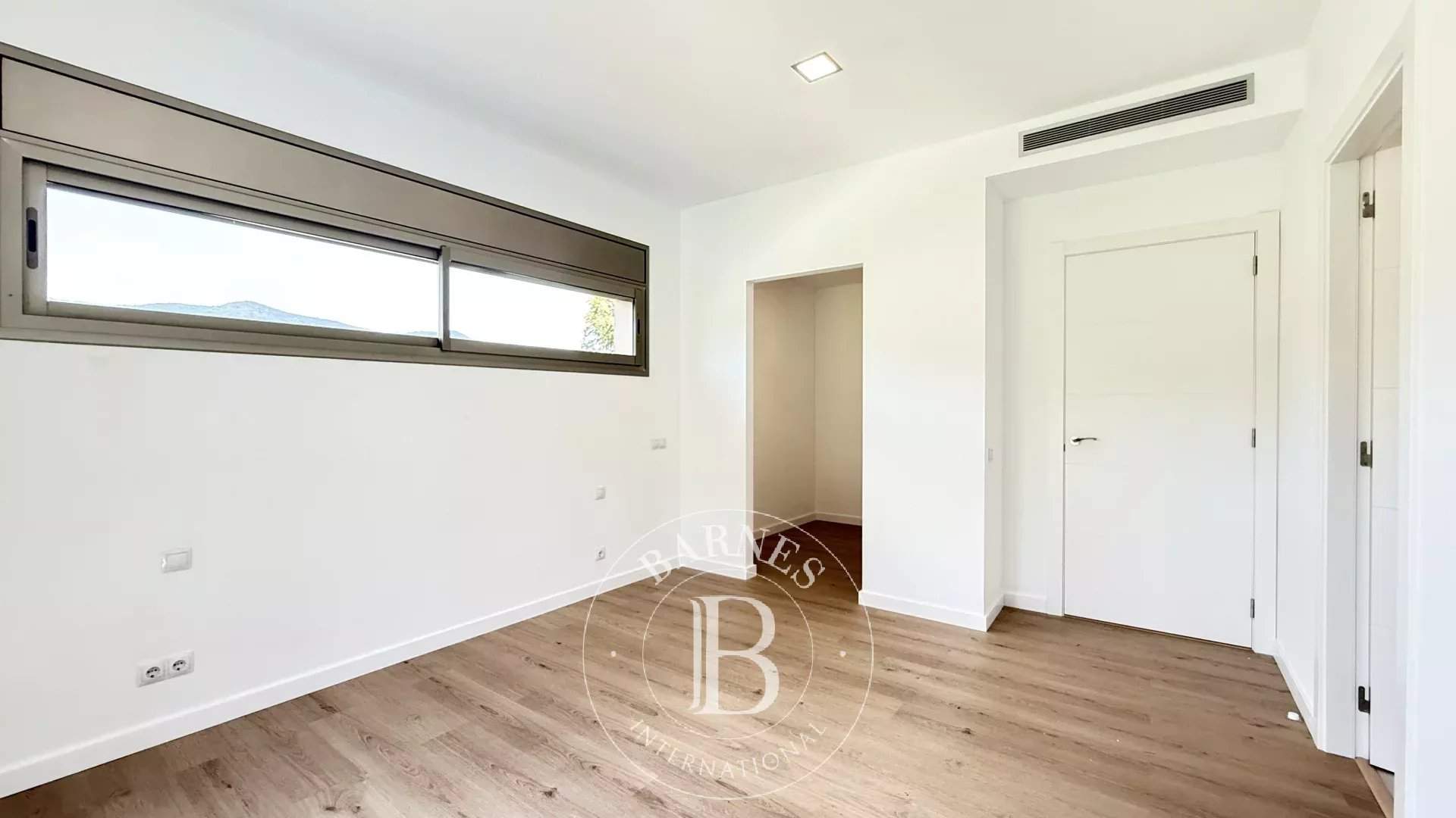 Alella  - House 4 Bedrooms - picture 11