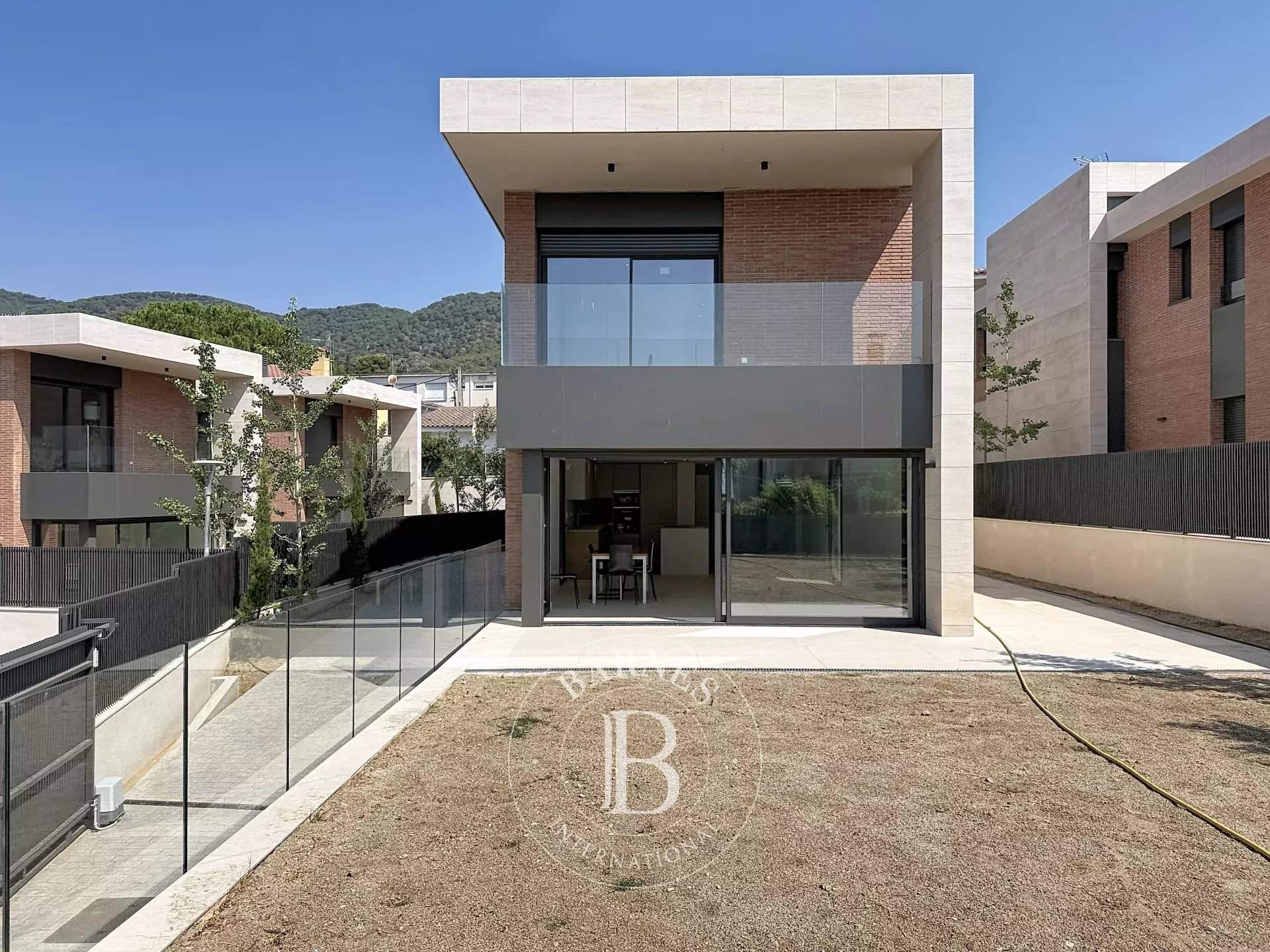 Premia de Dalt  - Maison 5 Pi&egrave;ces 5 Chambres - picture 4