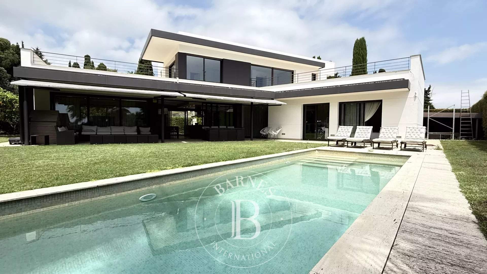 Cabrera de Mar  - House 4 Bedrooms - picture 1