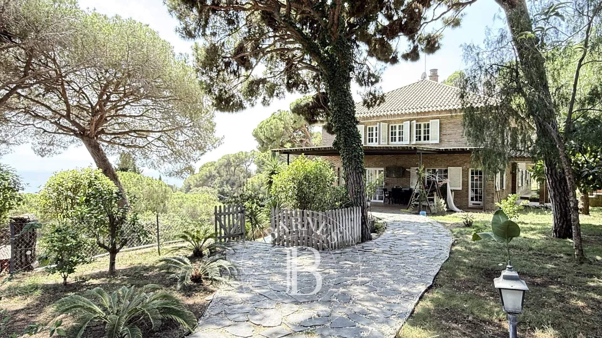 Cabrera de Mar  - Casa 6 Cuartos 7 Habitaciones - picture 2