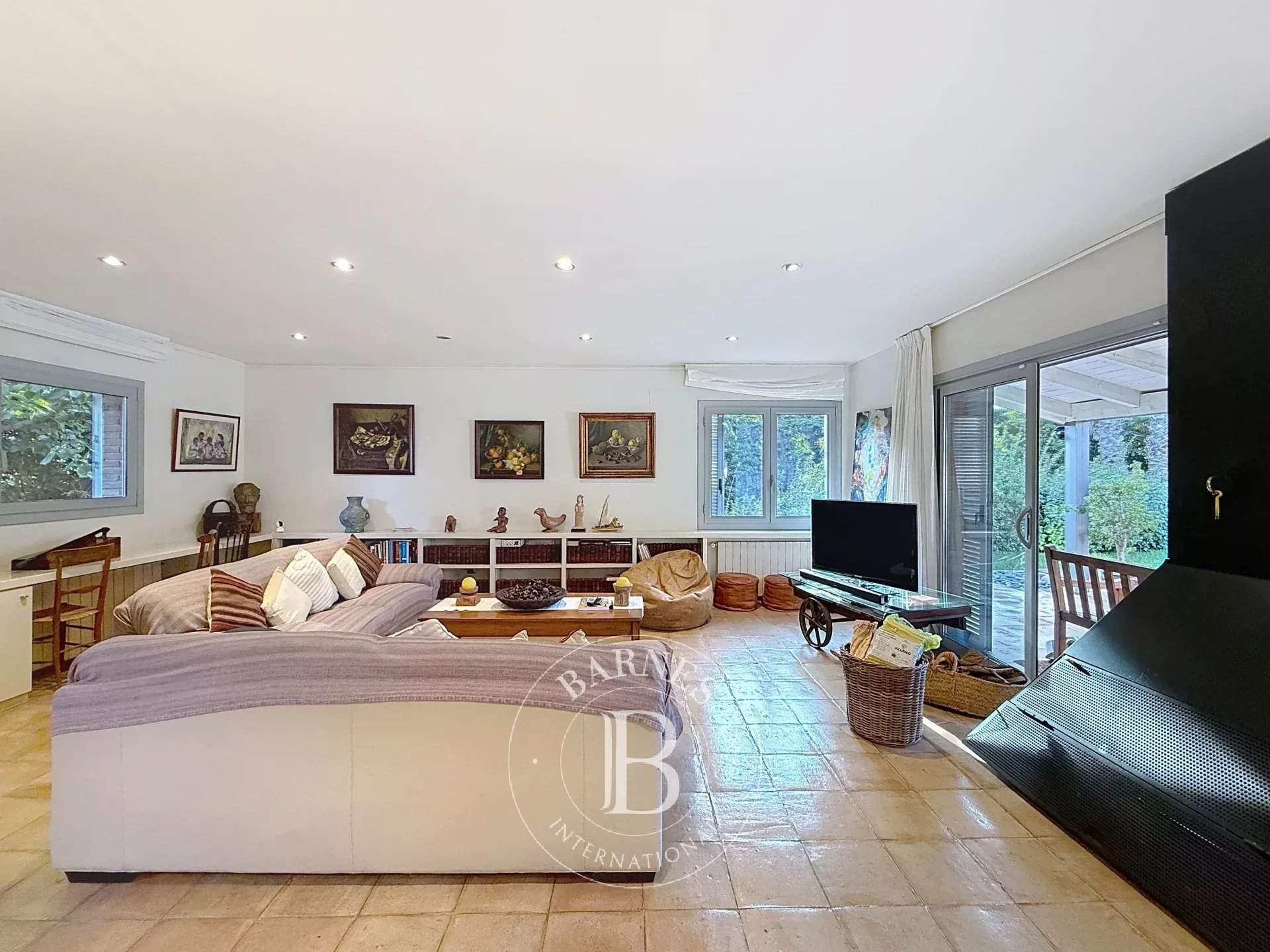 Cabrera de Mar  - House 4 Bedrooms - picture 8