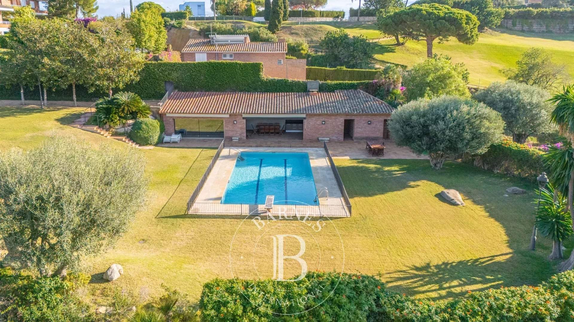 Sant Andreu de Llavaneres  - House 9 Bedrooms - picture 2