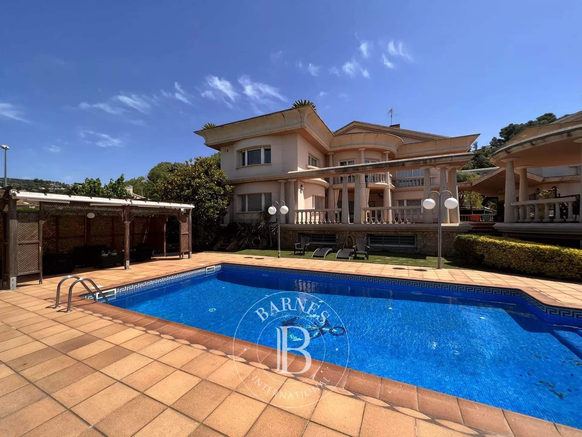 Santa Susanna  - Maison 6 Pi&egrave;ces 6 Chambres - picture 1