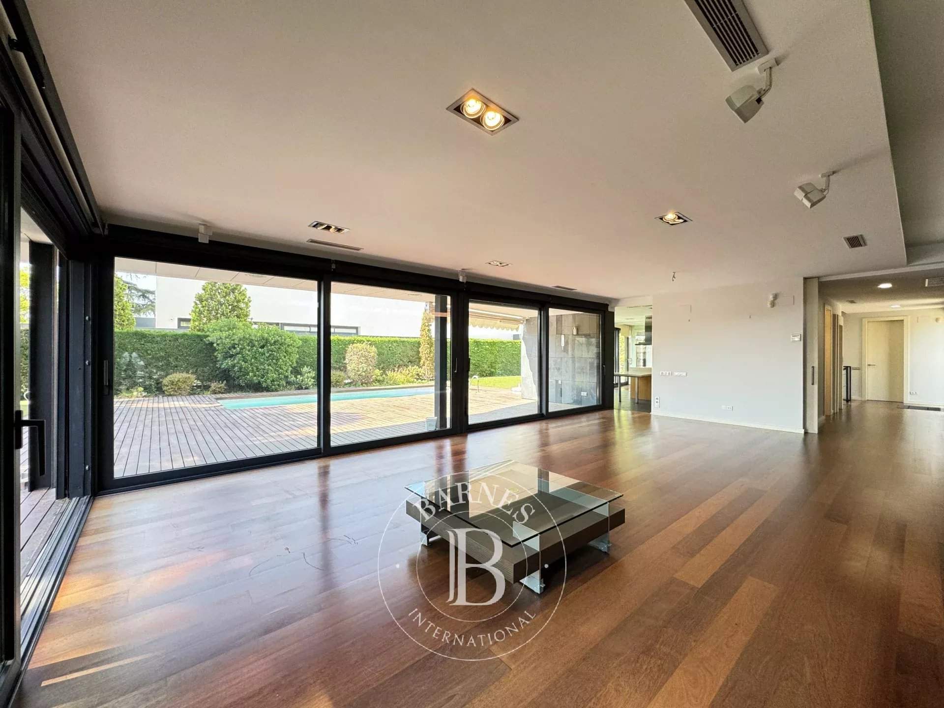 Premia de Dalt  - House 5 Bedrooms - picture 14