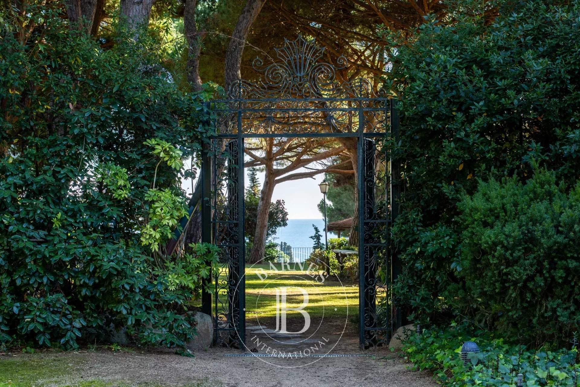 Sant Andreu de Llavaneres  - Maison 8 Pi&egrave;ces 7 Chambres - picture 13