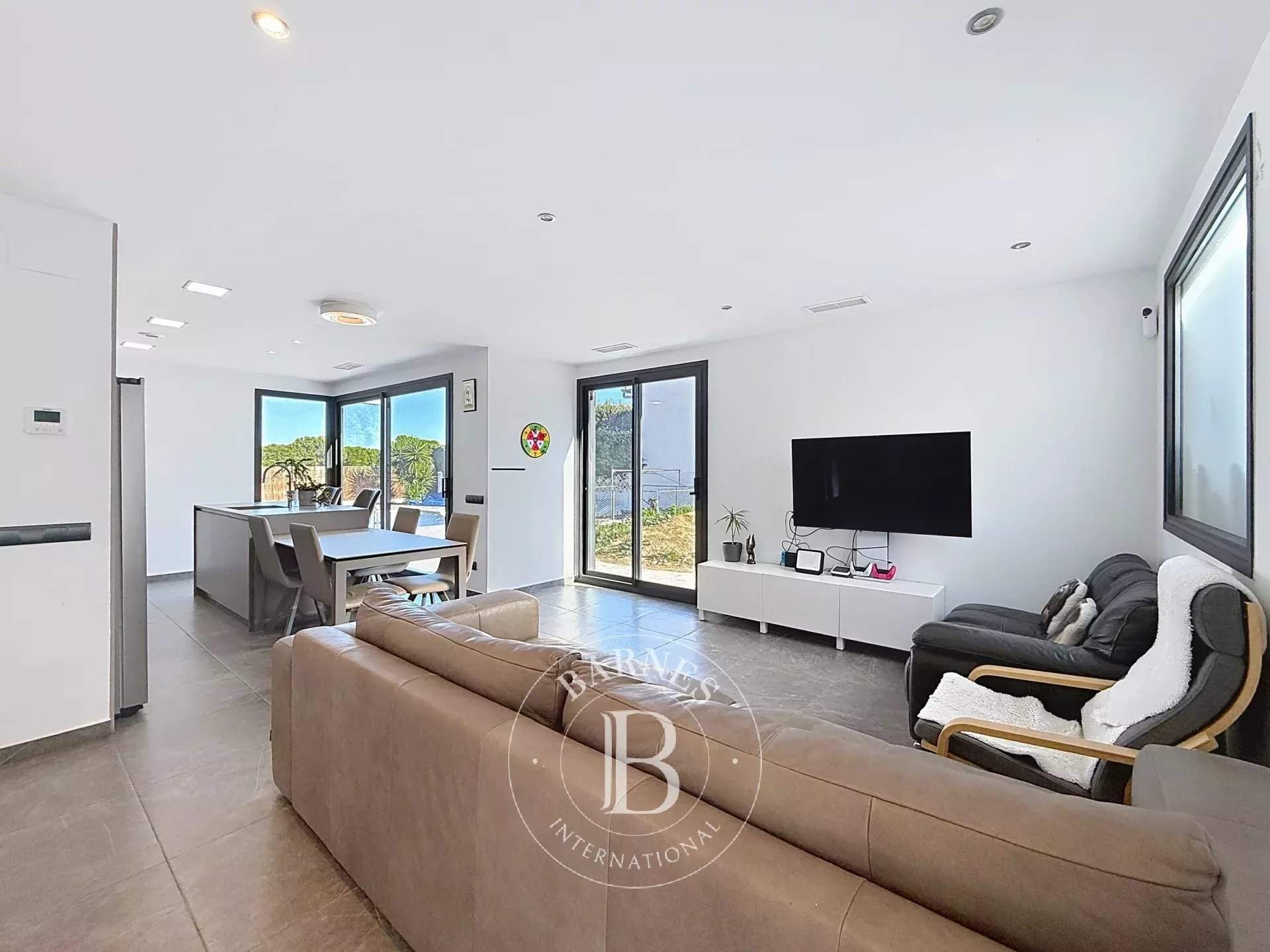 Premia de Dalt  - House 4 Bedrooms - picture 4