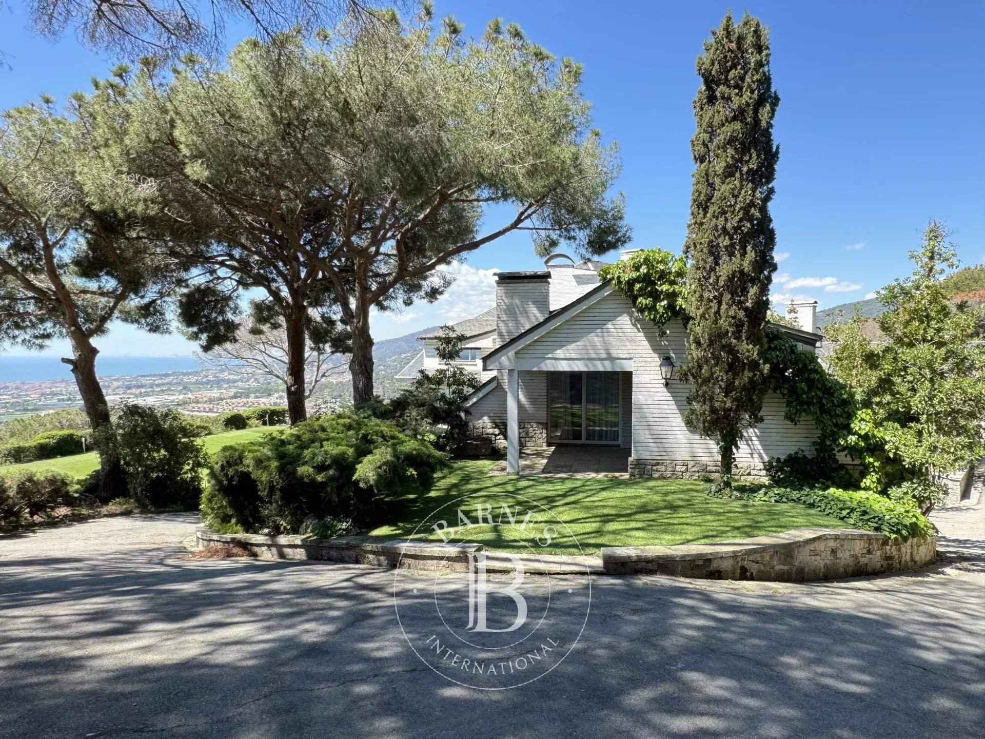 Cabrils  - Casa 10 Cuartos 10 Habitaciones - picture 4