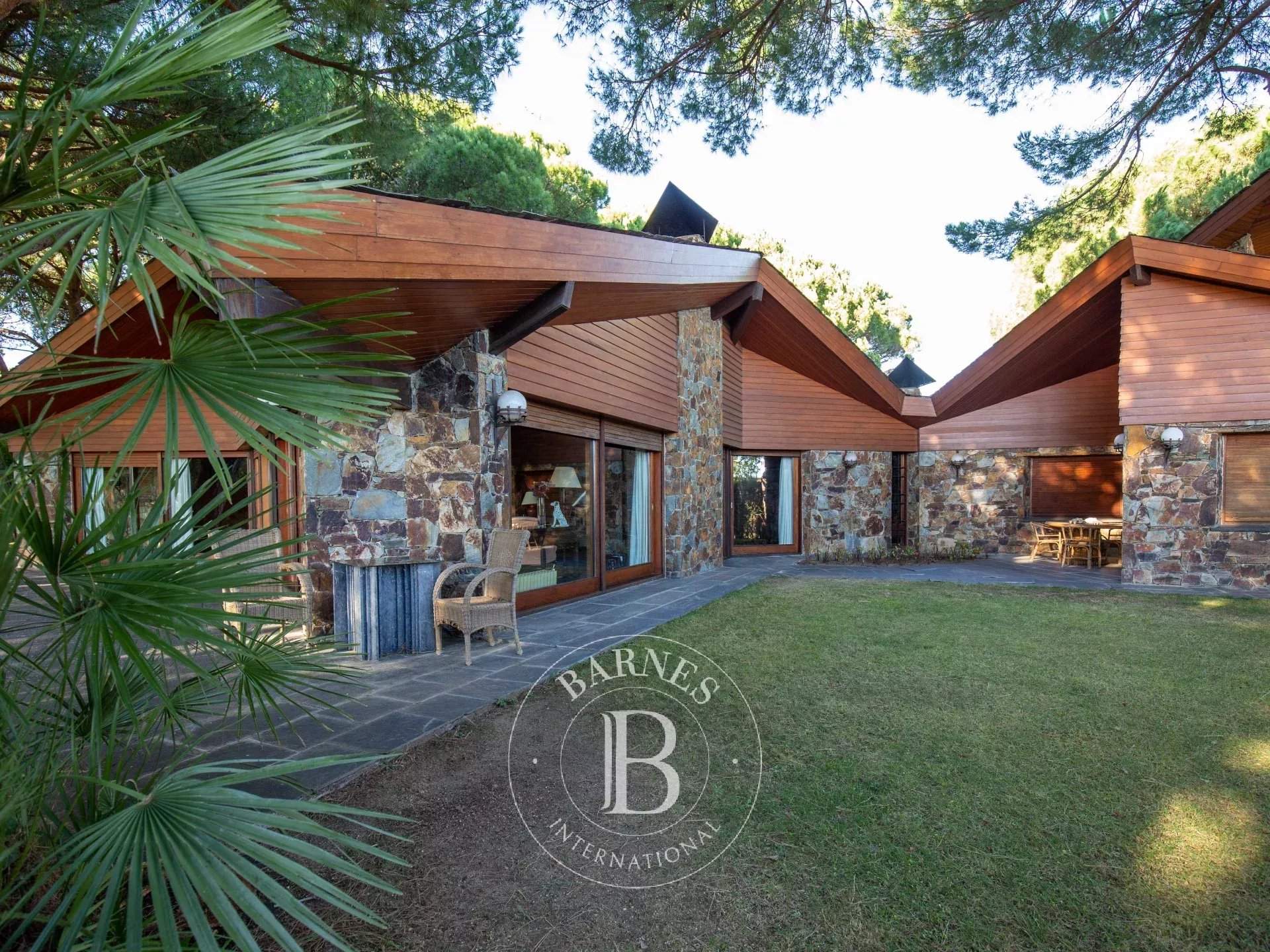 Sant Andreu de Llavaneres  - Maison 8 Pi&egrave;ces 7 Chambres - picture 4