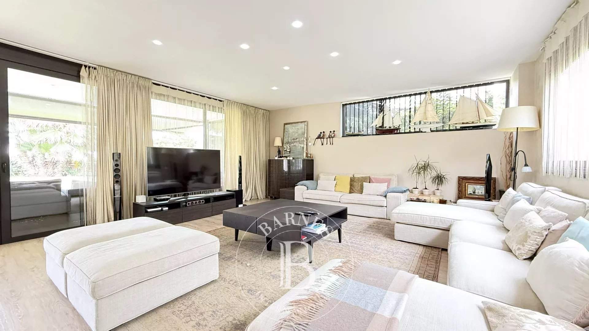 Cabrera de Mar  - House 4 Bedrooms - picture 13