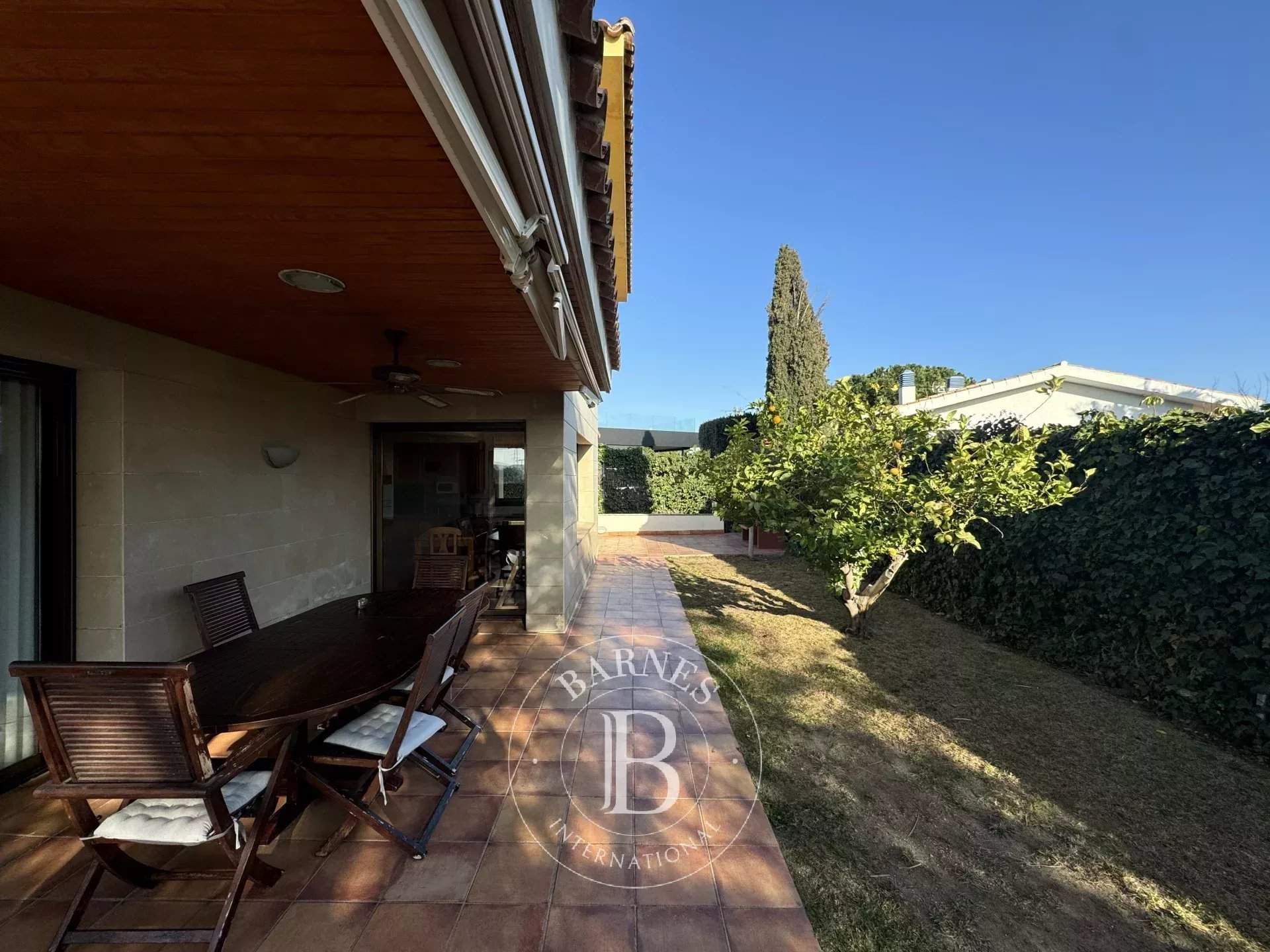 Alella  - Maison 5 Pièces 5 Chambres - picture 18