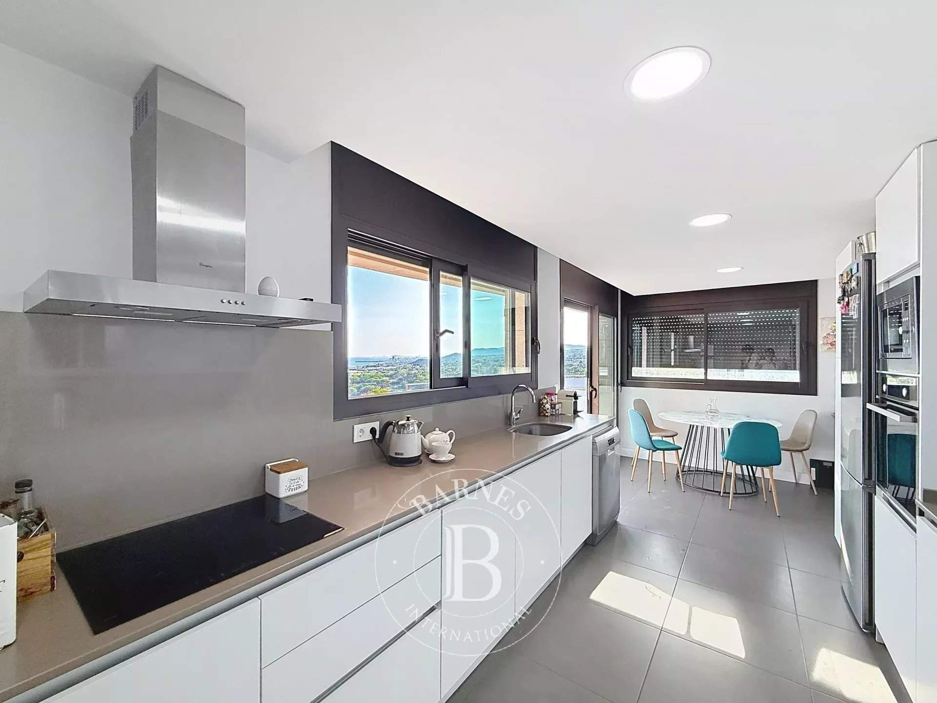 Sant Vicenç de Montalt  - Casa 5 Cuartos 5 Habitaciones - picture 18