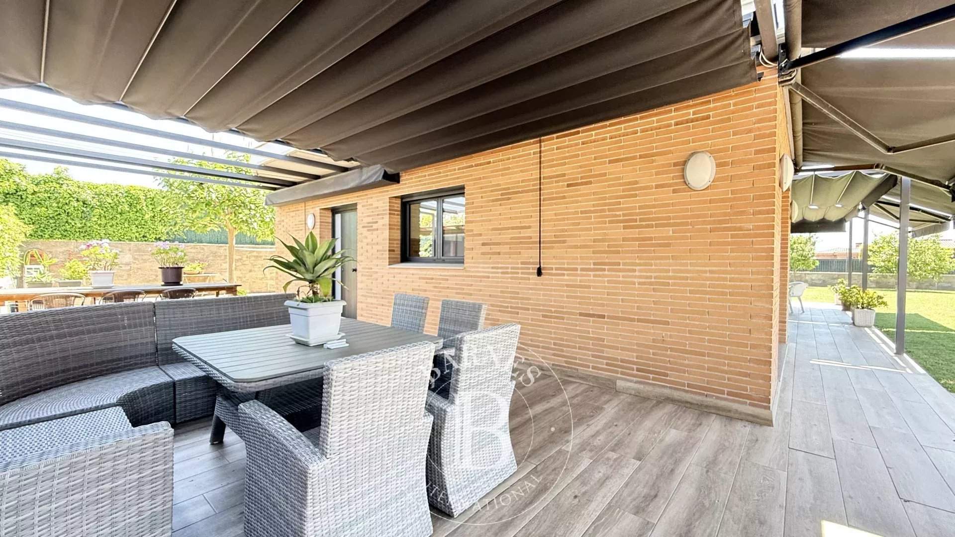 Cabrera de Mar  - House 5 Bedrooms - picture 3