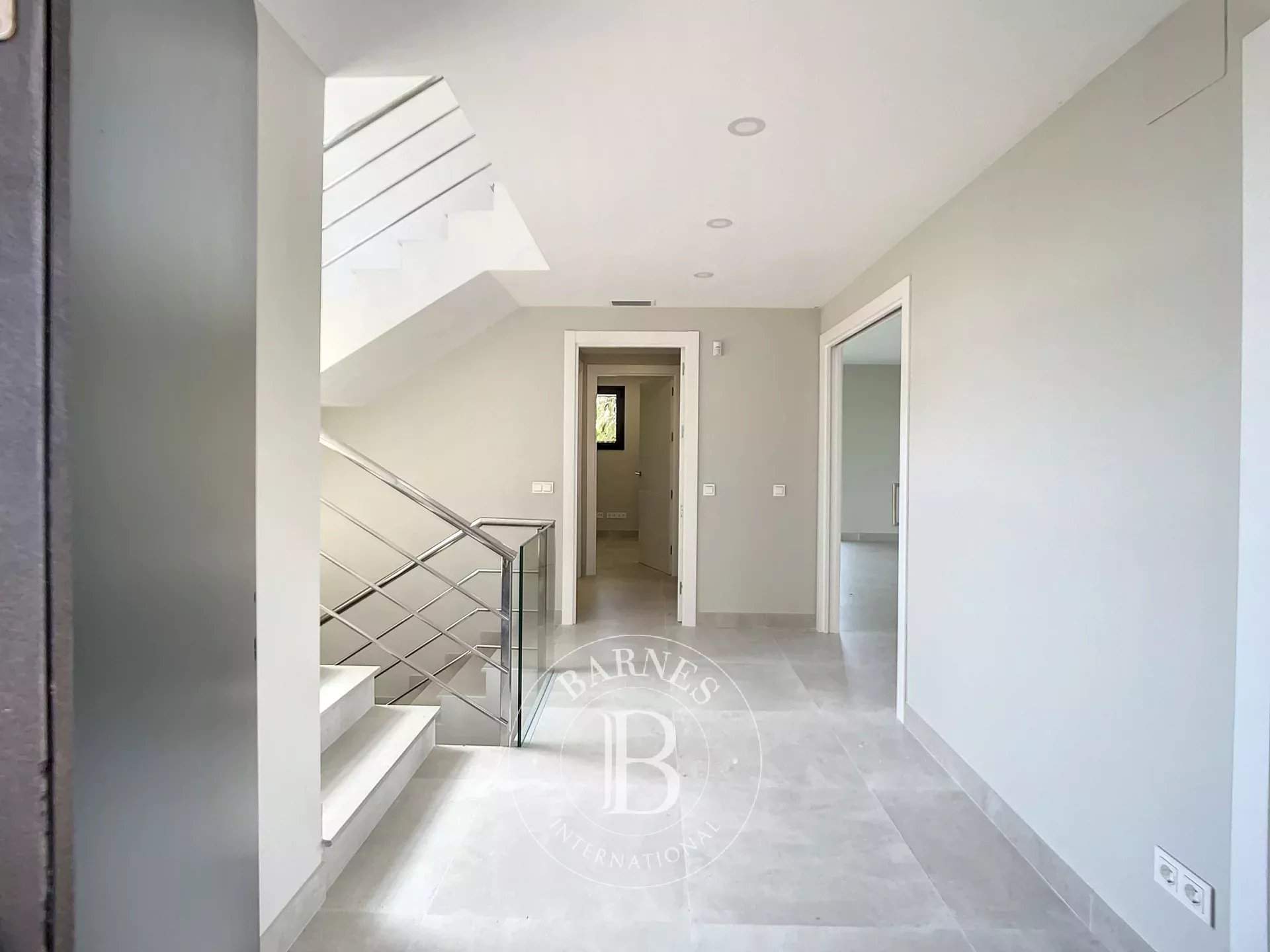 Sant Andreu de Llavaneres  - Casa 5 Cuartos 5 Habitaciones - picture 11