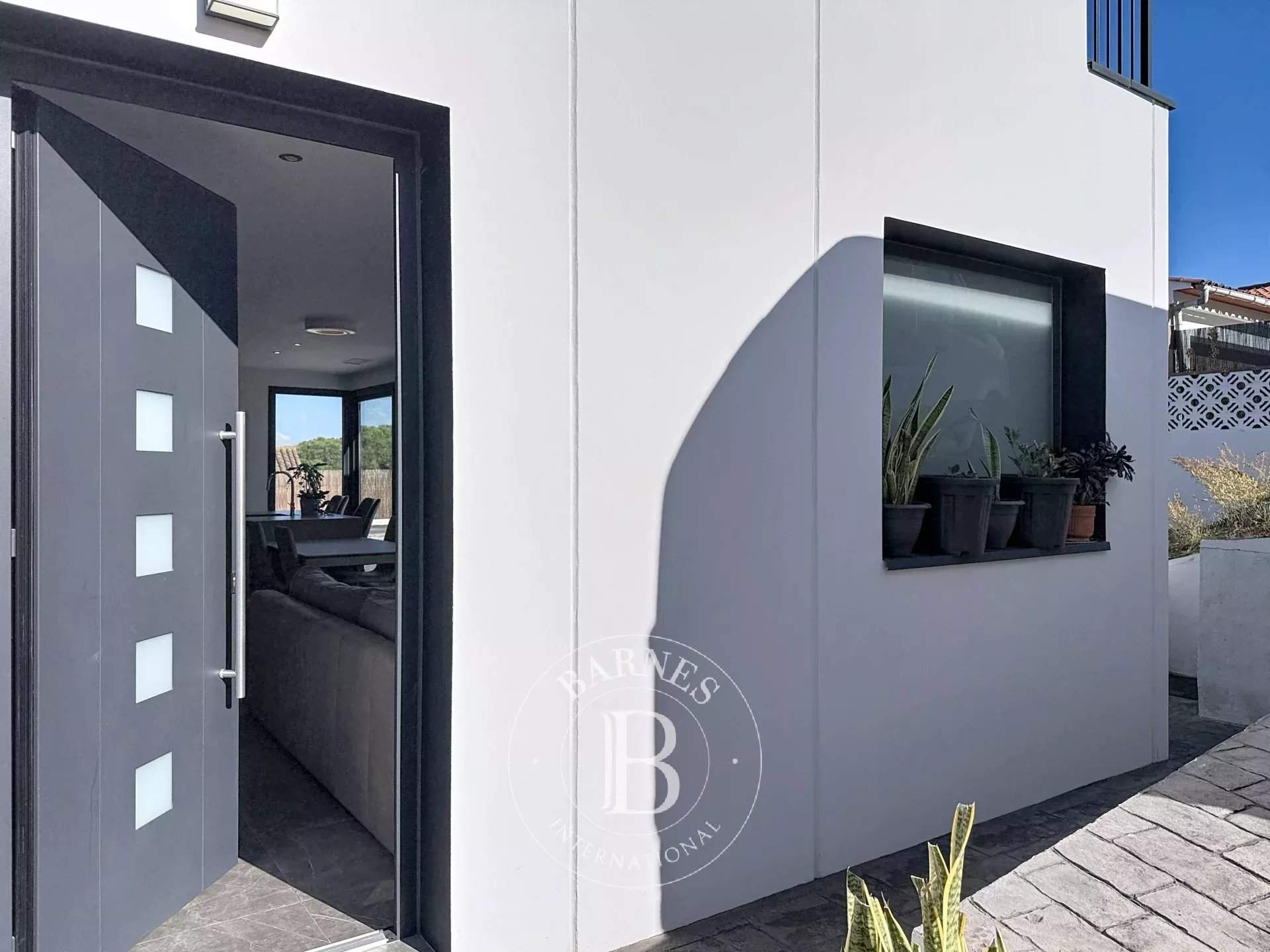 Premia de Dalt  - House 4 Bedrooms - picture 3