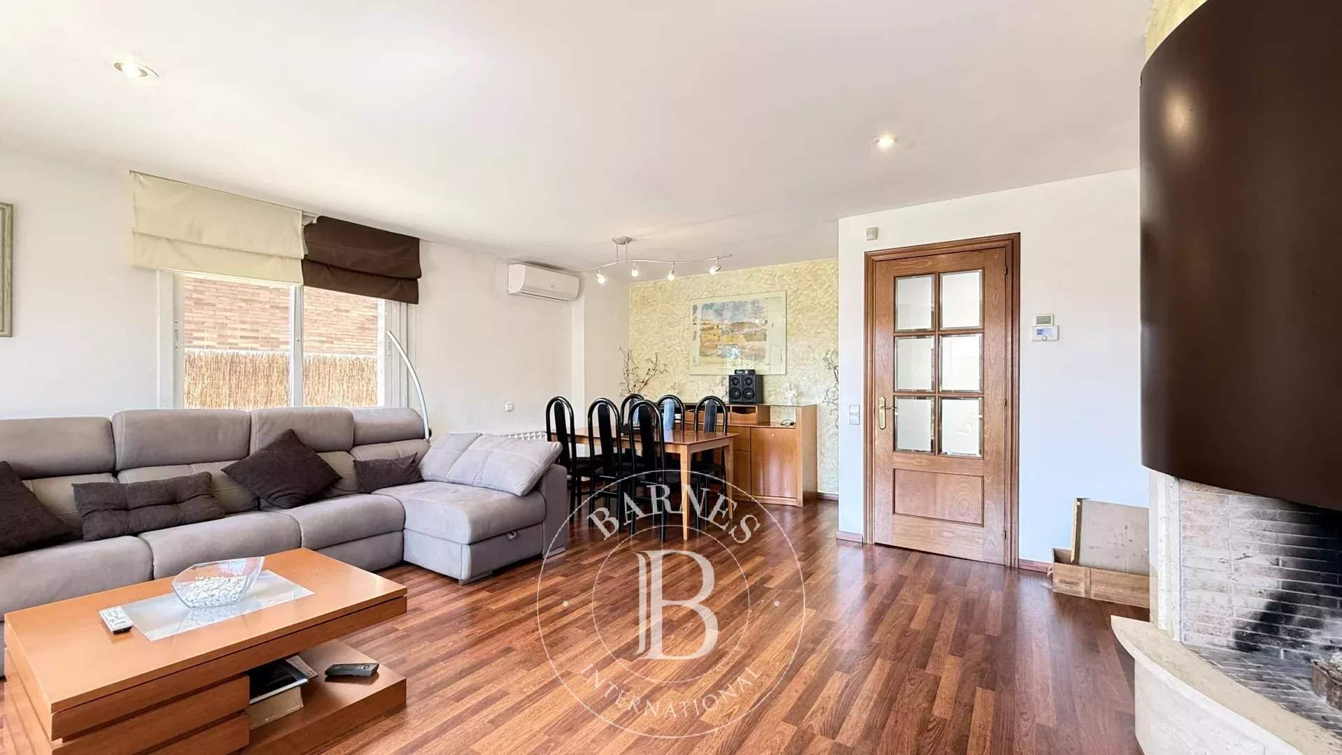 Sant Vicenç de Montalt  - House 4 Bedrooms - picture 13