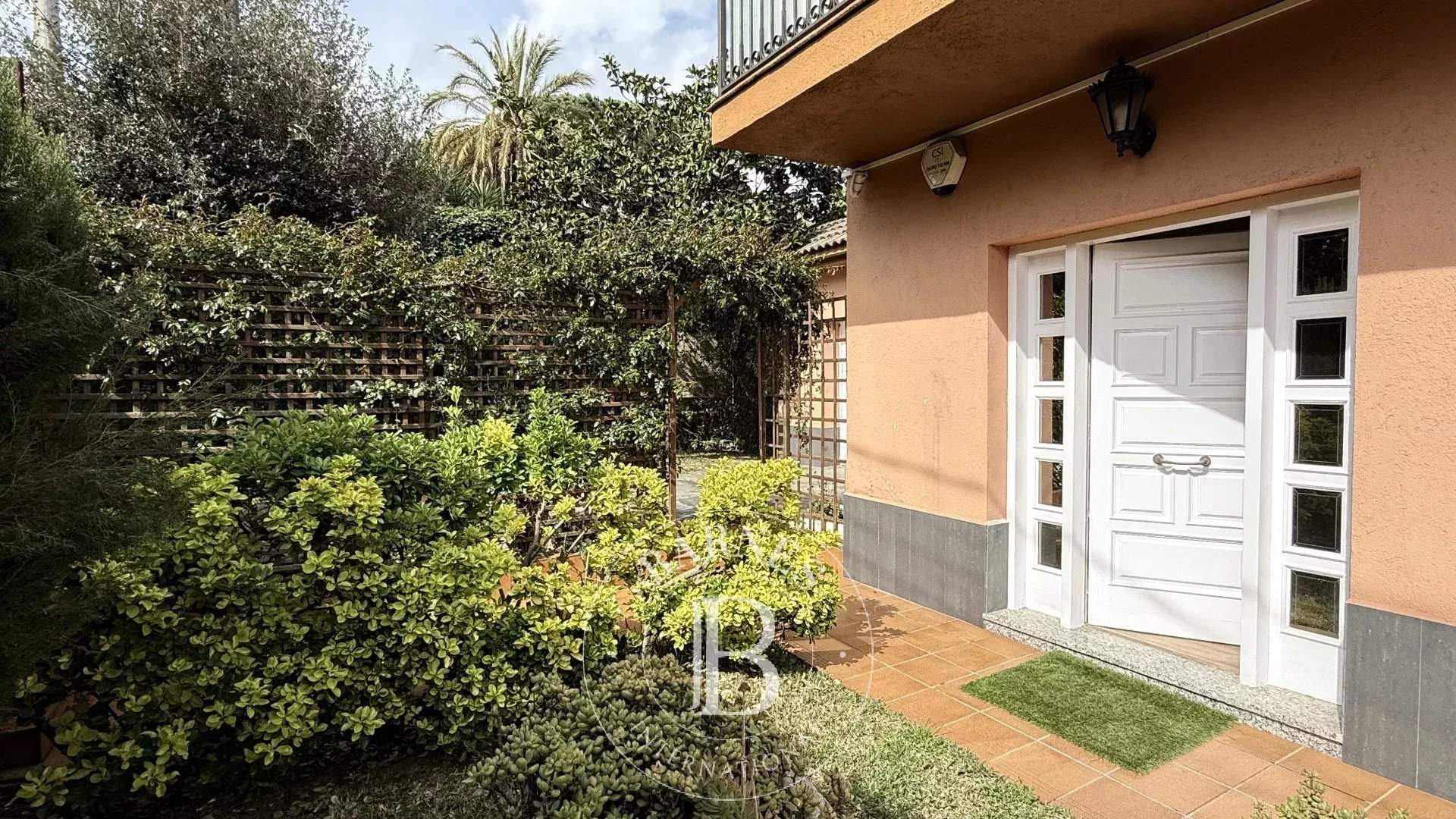 Mataró  - House 4 Bedrooms - picture 3