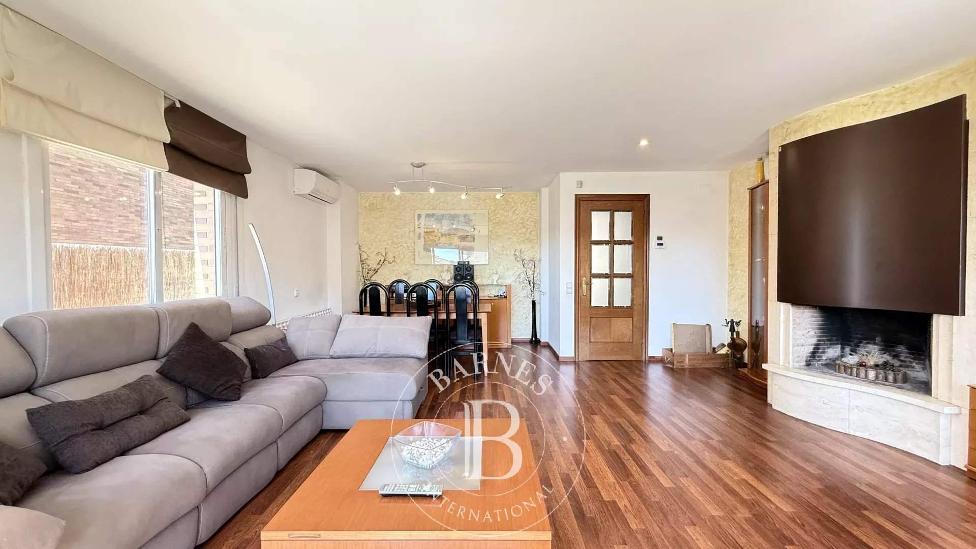 Sant Vicenç de Montalt  - House 4 Bedrooms - picture 14