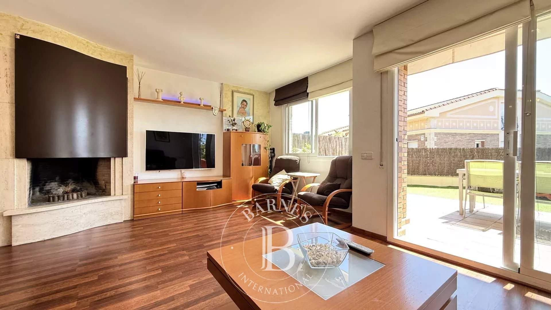 Sant Vicenç de Montalt  - House 4 Bedrooms - picture 15