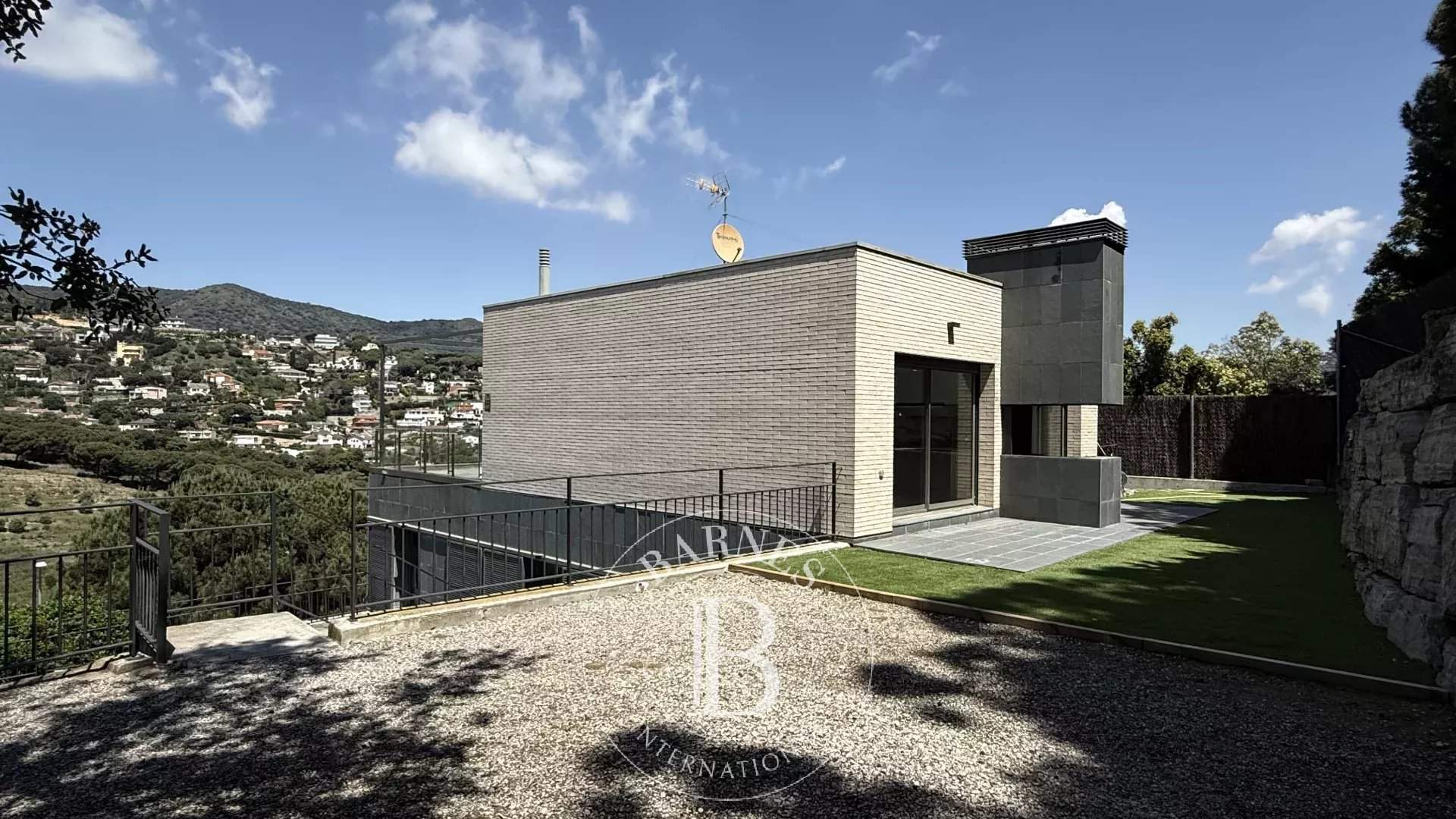 Alella  - House 4 Bedrooms - picture 4