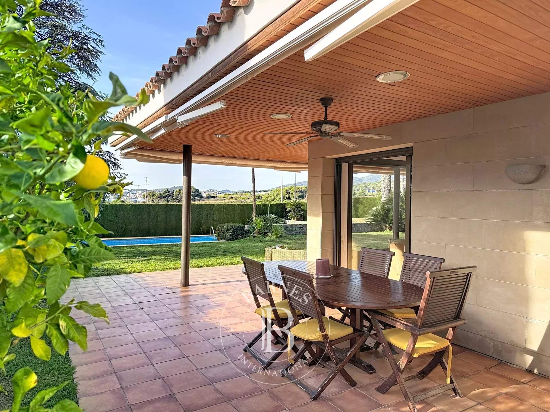 Alella  - Maison 5 Pièces 5 Chambres - picture 20