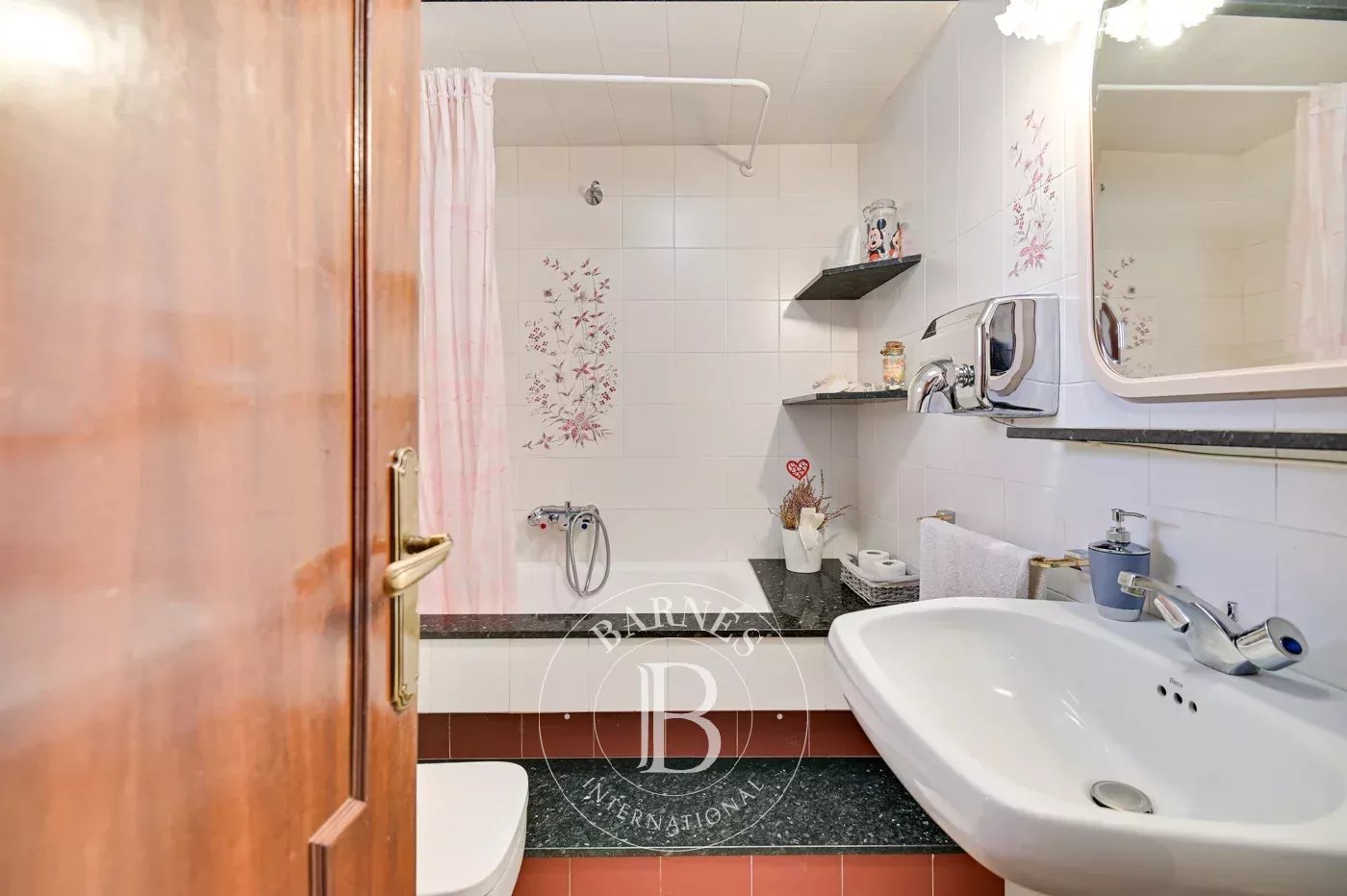 Mataró  - Casa 8 Cuartos 8 Habitaciones - picture 15