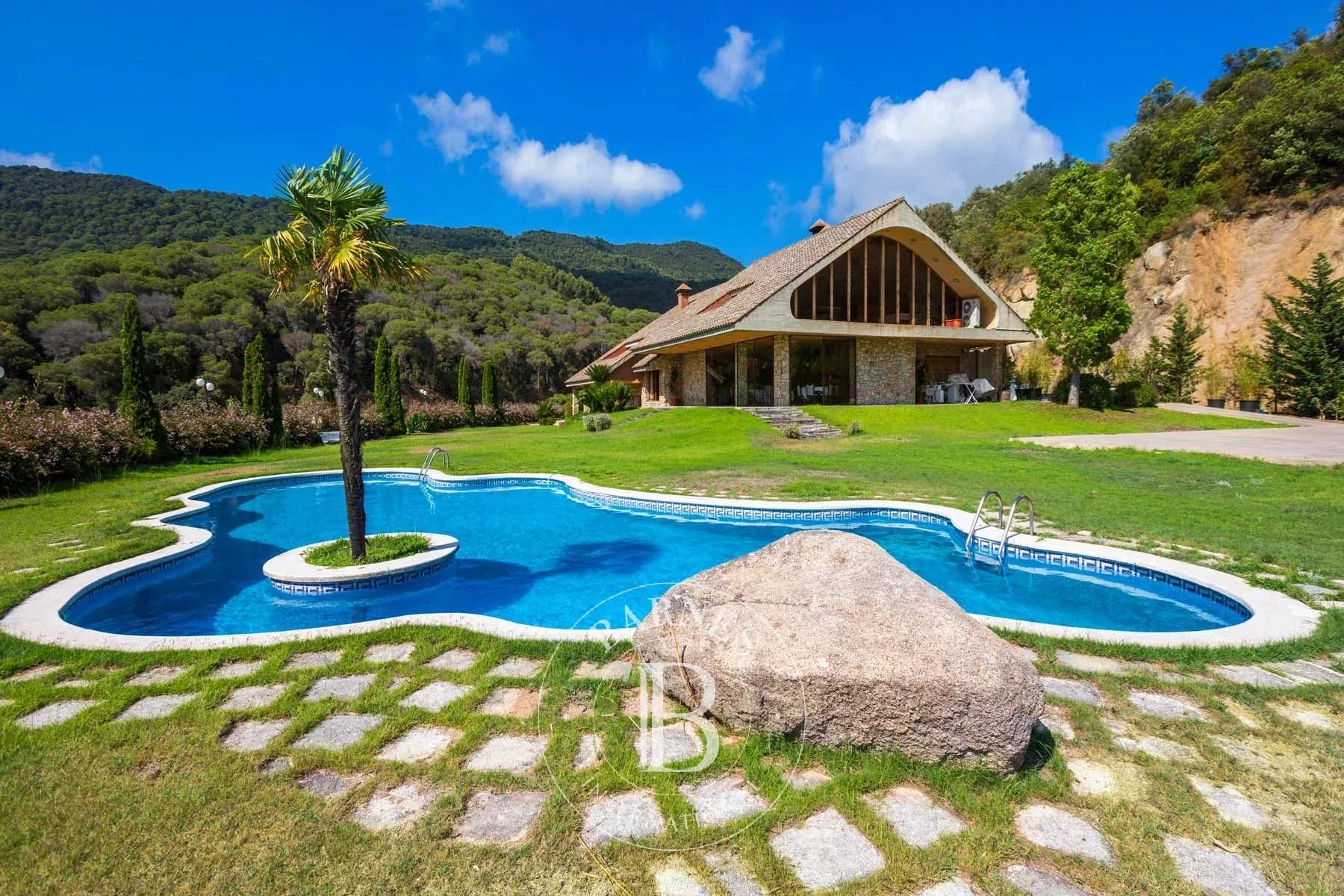 Sant Andreu de Llavaneres  - Equestrian estate 7 Bedrooms - picture 2