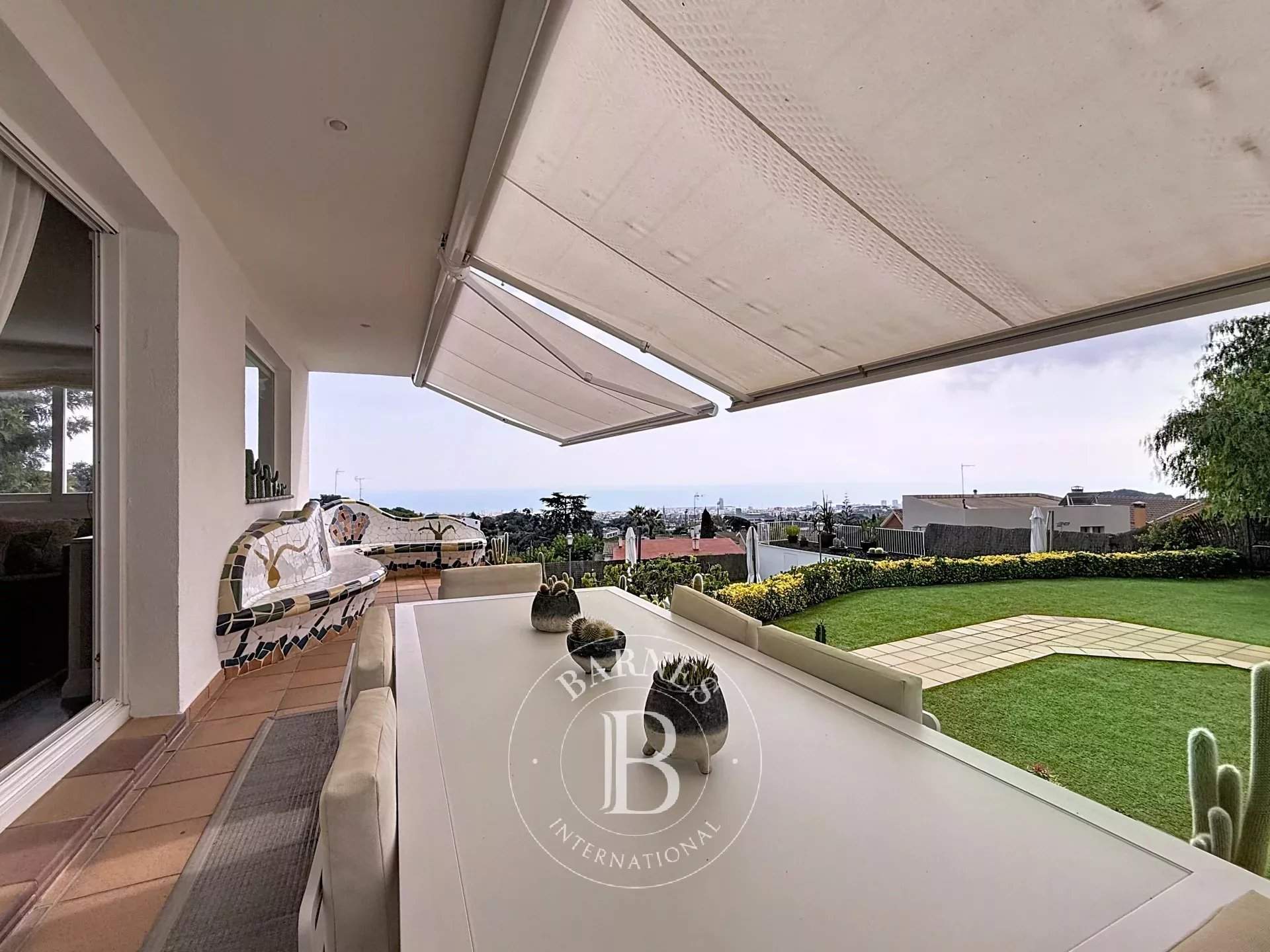 Mataró  - House 5 Bedrooms - picture 11