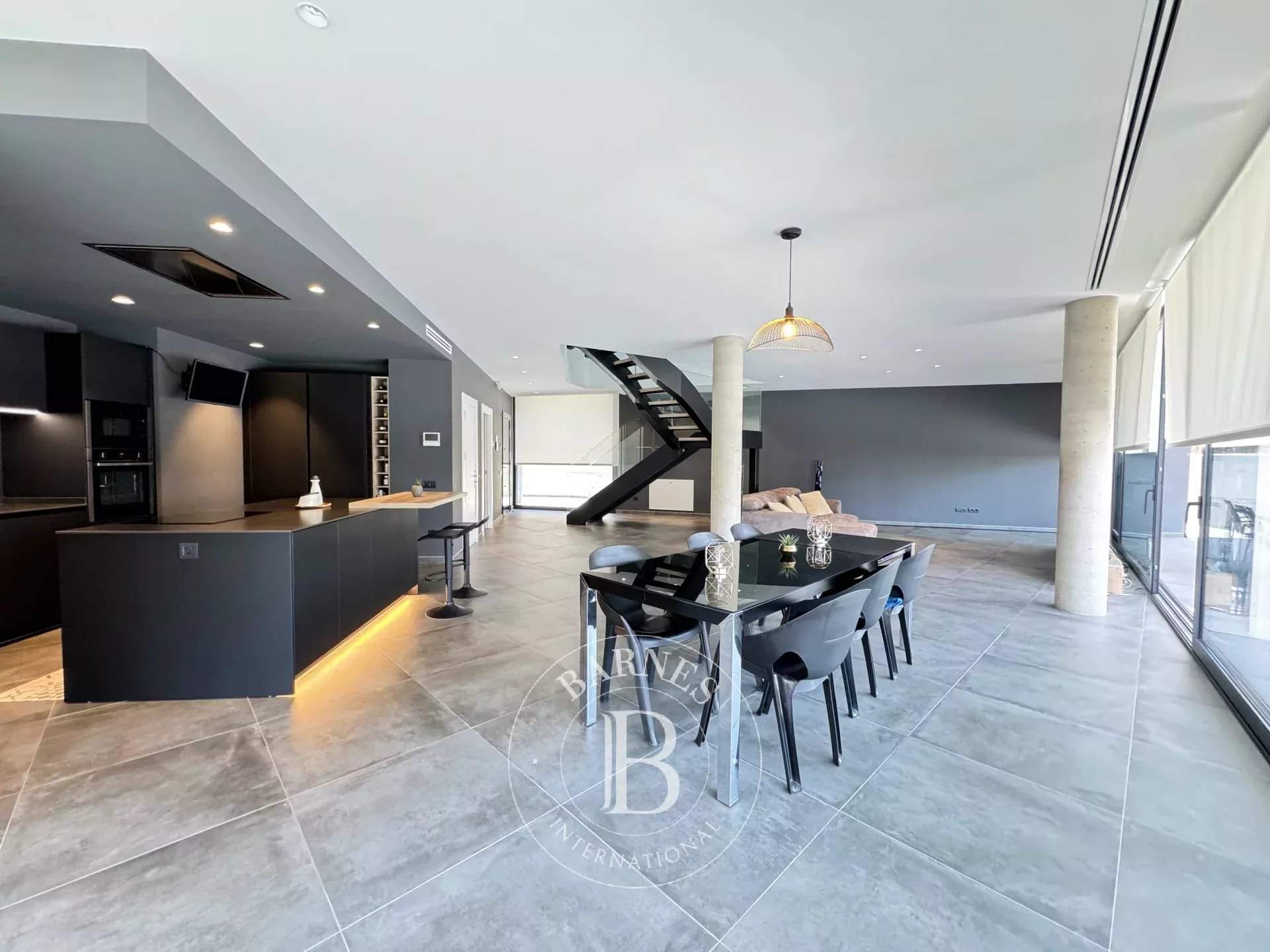 Mataró  - Casa 5 Cuartos 5 Habitaciones - picture 4