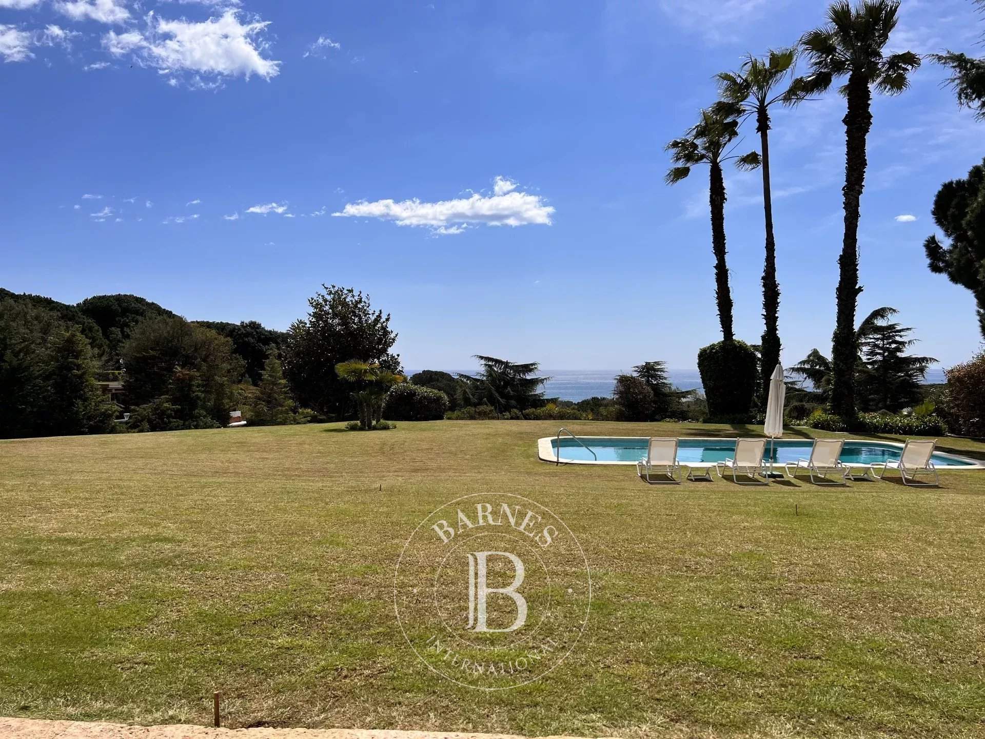 Sant Andreu de Llavaneres  - House 6 Bedrooms - picture 8