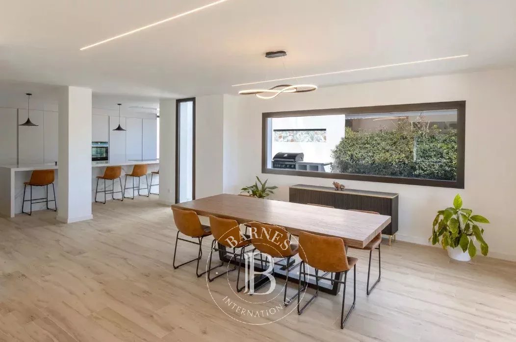 Sant Andreu de Llavaneres  - Casa 8 Cuartos 8 Habitaciones - picture 13