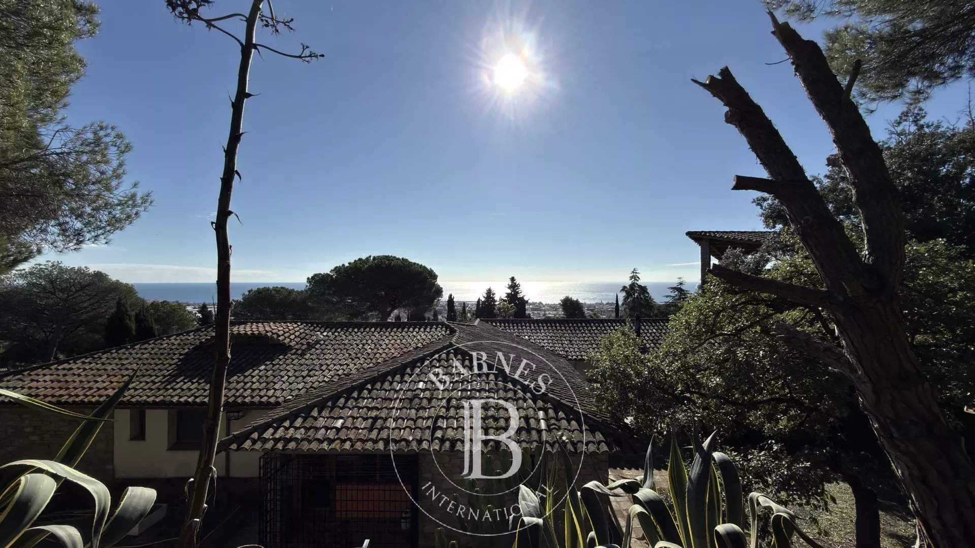 Premia de Dalt  - House 6 Bedrooms - picture 5