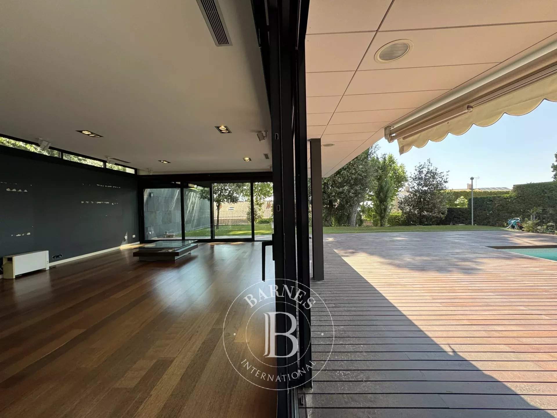 Premia de Dalt  - House 5 Bedrooms - picture 10